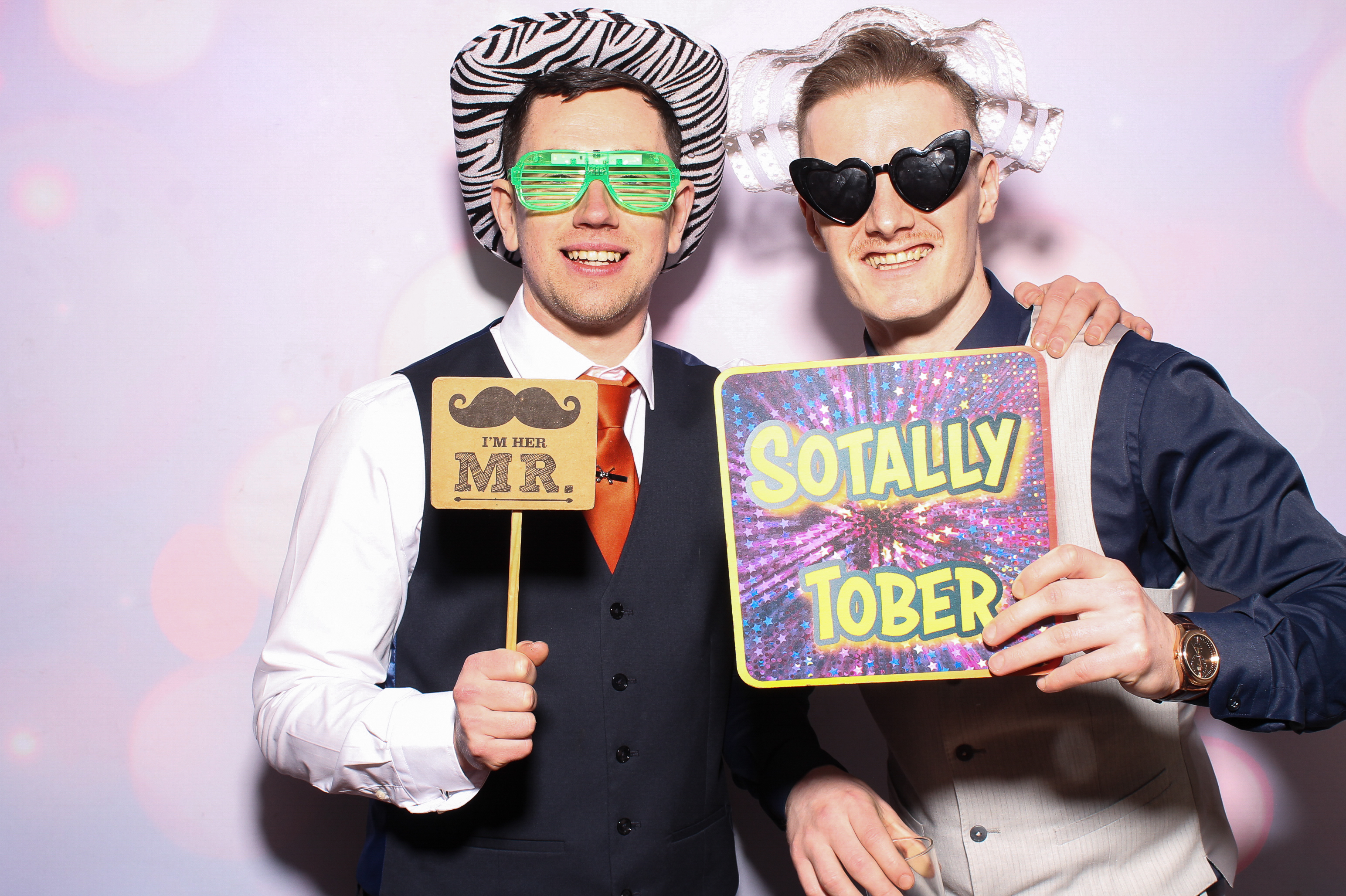 Aoife & Ruari's Wedding | View more photos from the event at gallery.snapmagic.ie/u/SnapMagic/Aoife-Ruaris-Wedding