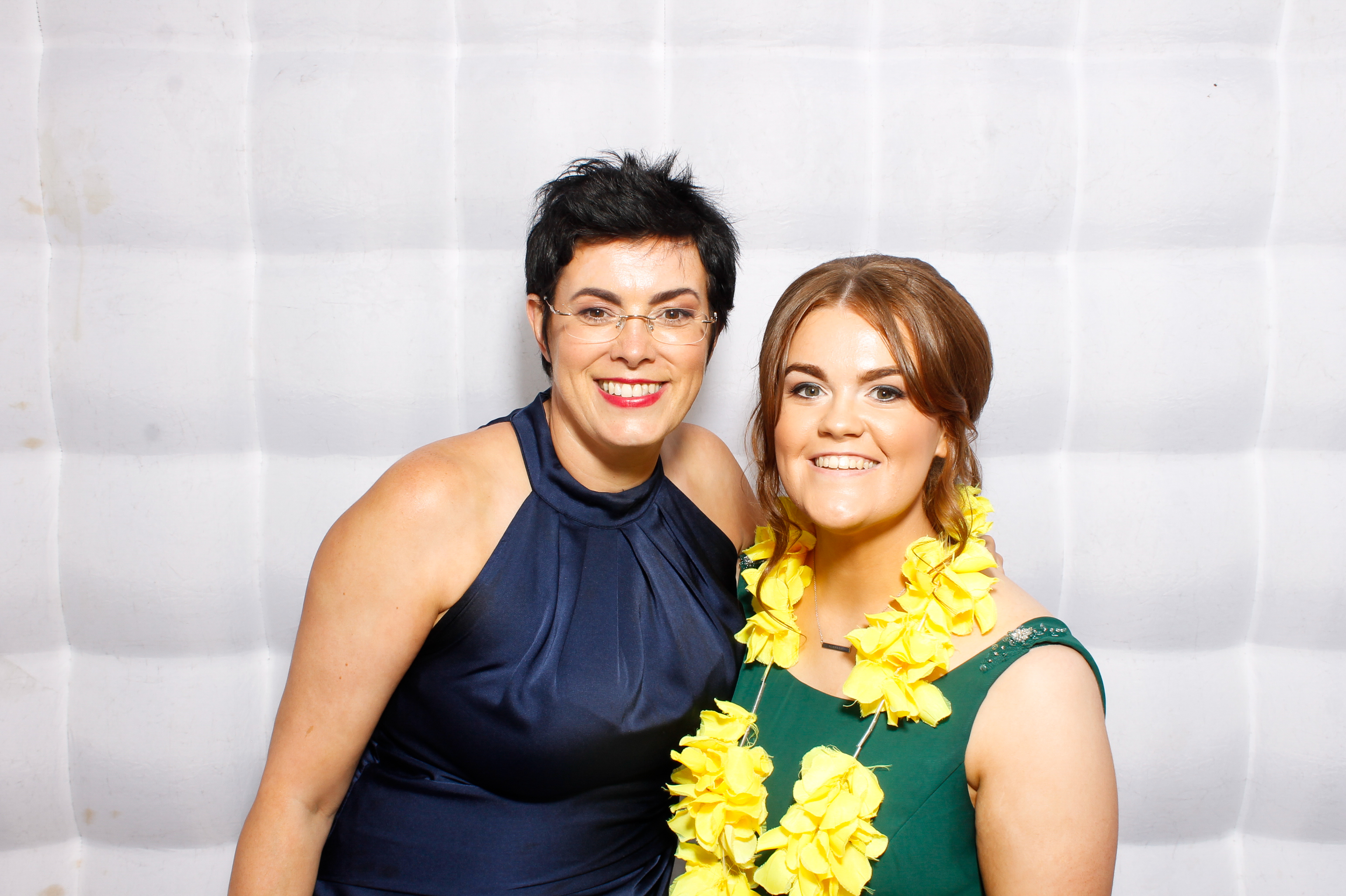 Carndonagh CS Formal '25 | View more photos from the event at gallery.snapmagic.ie/u/SnapMagic/Carndonagh-CS-Formal-25
