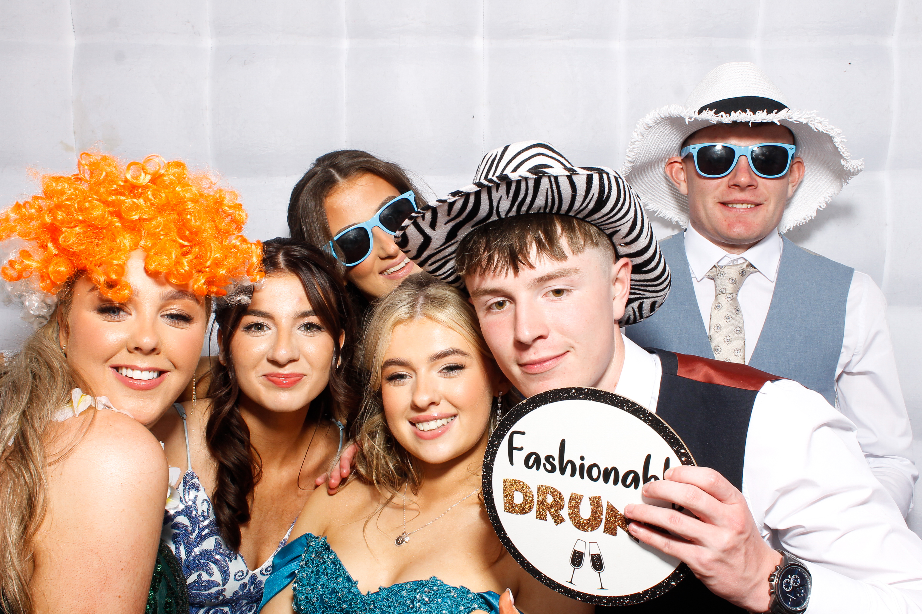 Carndonagh CS Formal '25 | View more photos from the event at gallery.snapmagic.ie/u/SnapMagic/Carndonagh-CS-Formal-25