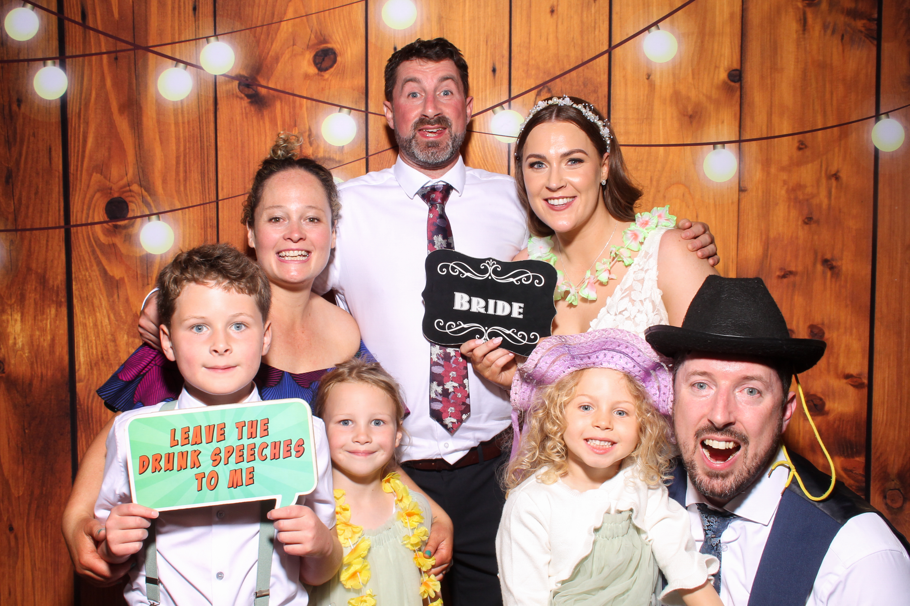 Chloe & Conor's Wedding | View more photos from the event at gallery.snapmagic.ie/u/SnapMagic/Chloe-Conors-Wedding