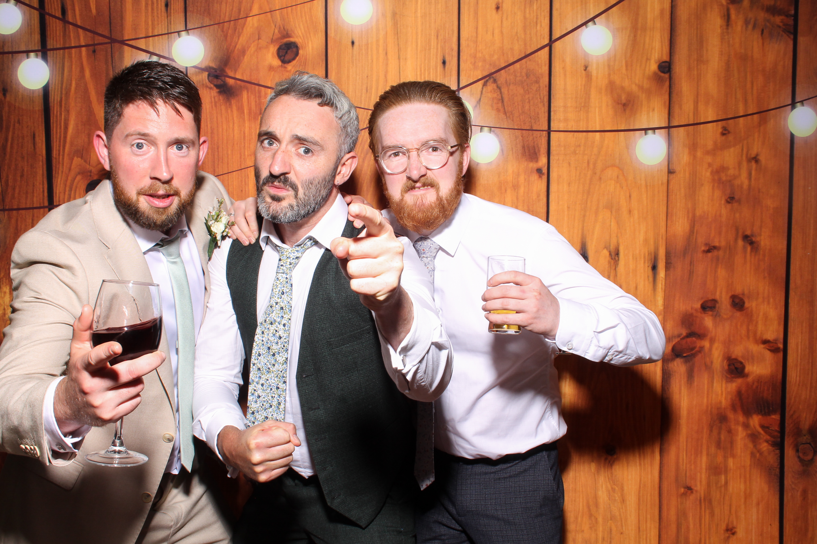 Chloe & Conor's Wedding | View more photos from the event at gallery.snapmagic.ie/u/SnapMagic/Chloe-Conors-Wedding