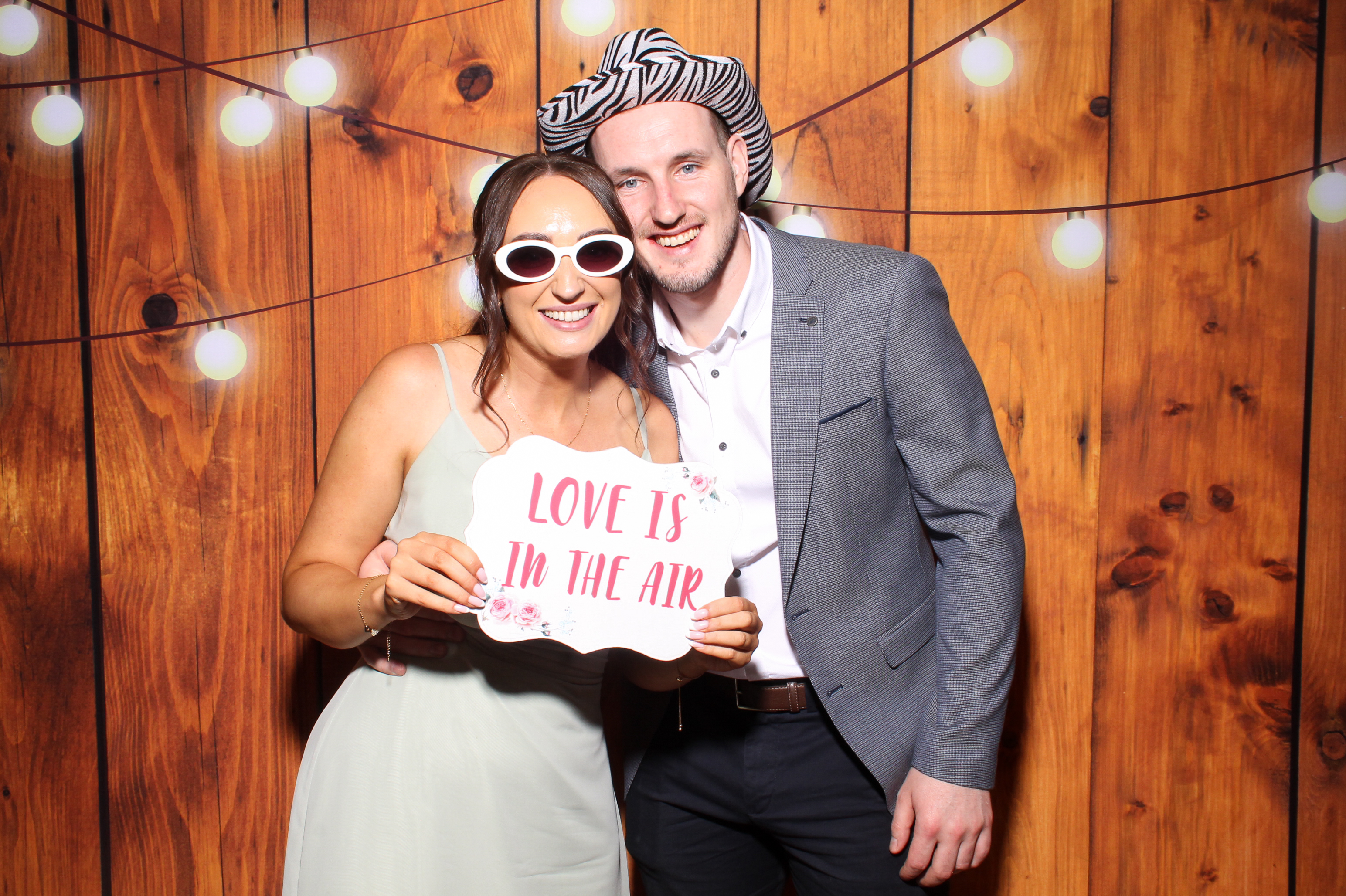 Chloe & Conor's Wedding | View more photos from the event at gallery.snapmagic.ie/u/SnapMagic/Chloe-Conors-Wedding