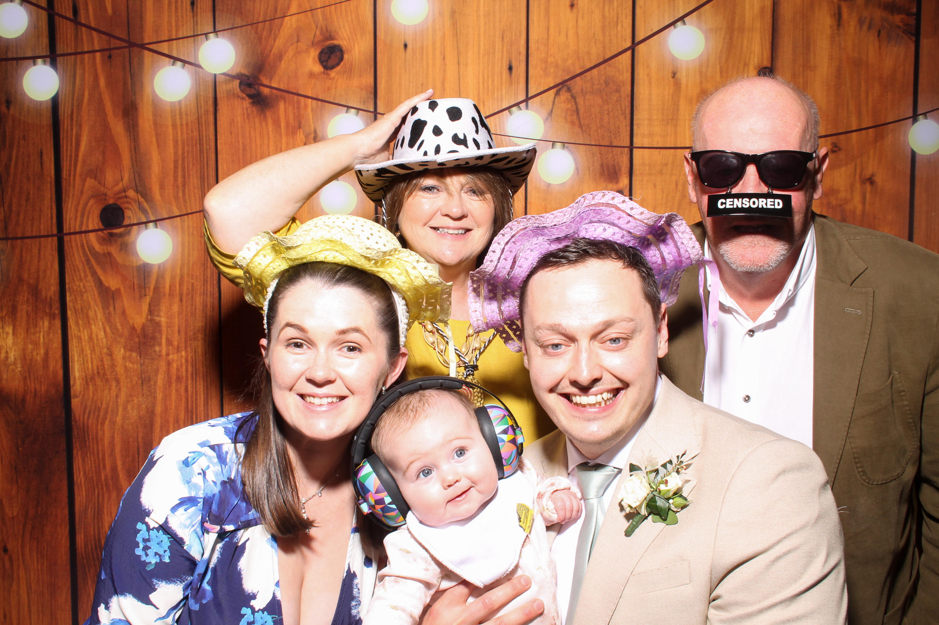 Chloe & Conor's Wedding | View more photos from the event at gallery.snapmagic.ie/u/SnapMagic/Chloe-Conors-Wedding
