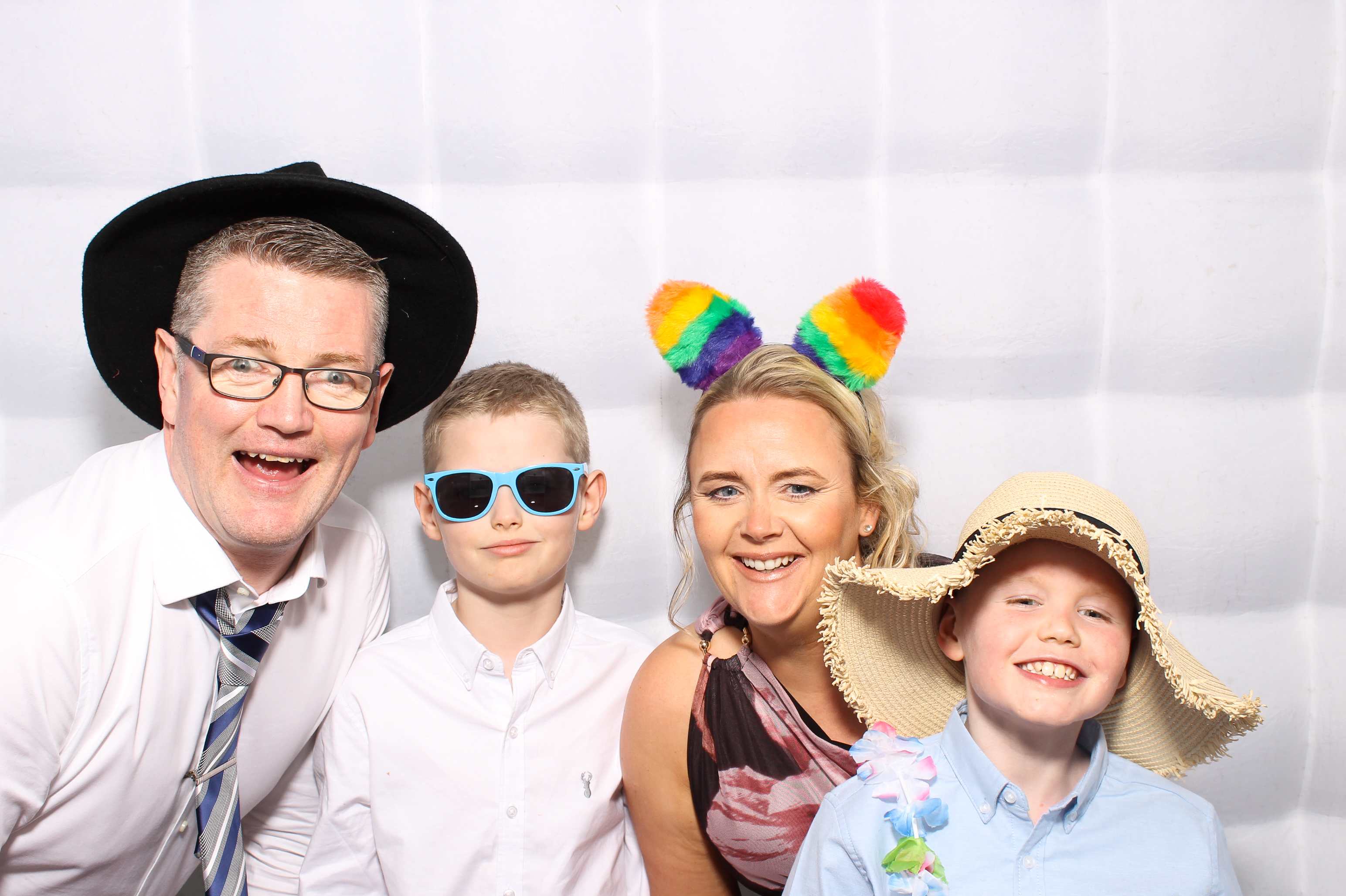 Ciaran & Eimear's Wedding | View more photos from the event at gallery.snapmagic.ie/u/SnapMagic/Ciaran-Eimears-Wedding