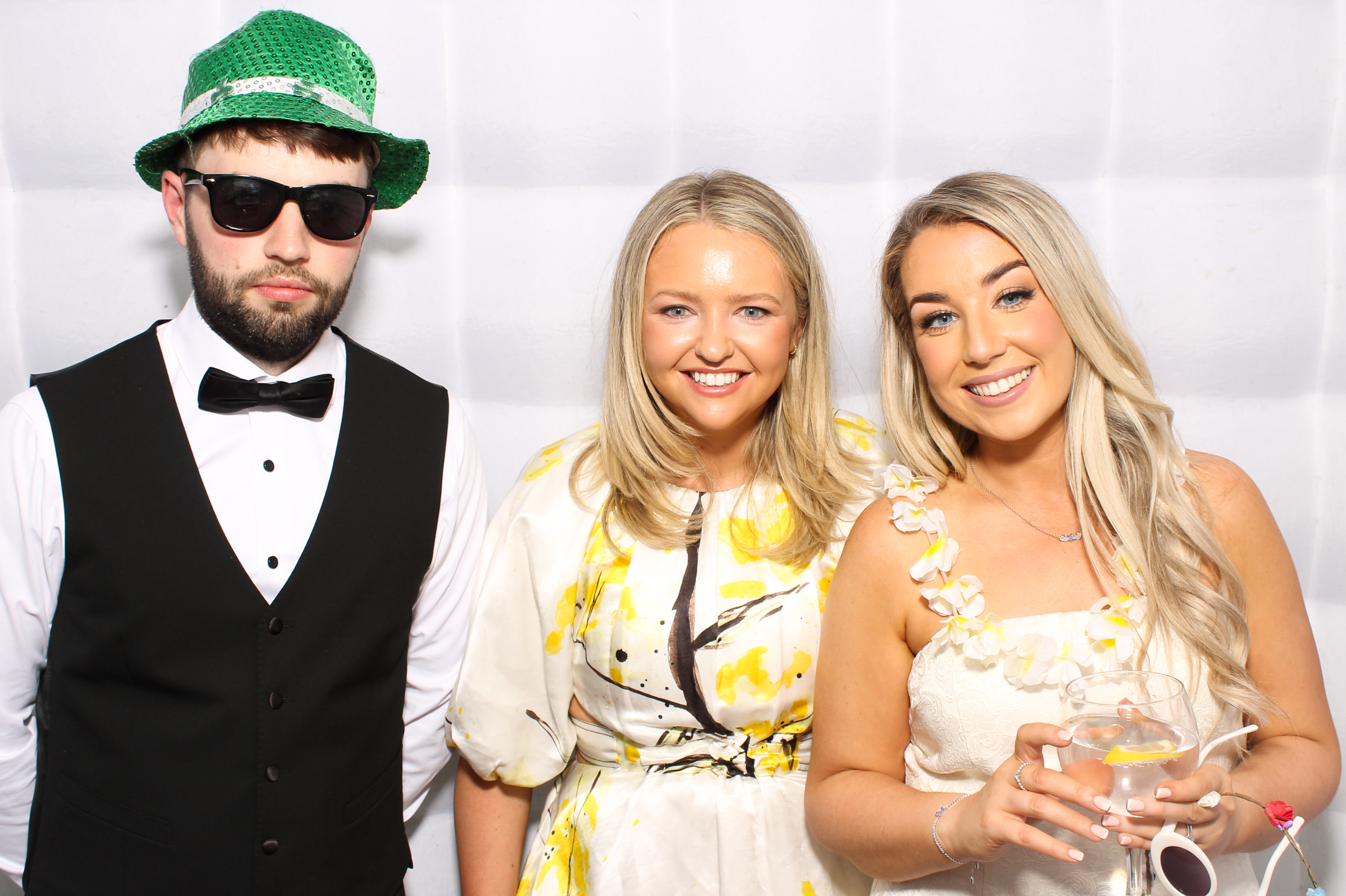 Ciaran & Eimear's Wedding | View more photos from the event at gallery.snapmagic.ie/u/SnapMagic/Ciaran-Eimears-Wedding