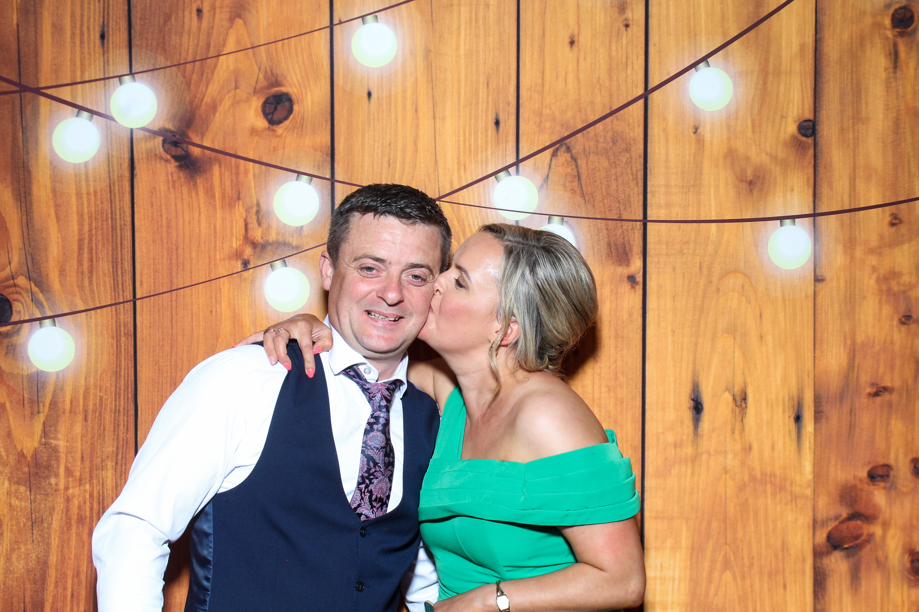Ciaran & Oonagh | View more photos from the event at gallery.snapmagic.ie/u/SnapMagic/Ciaran-Oonagh