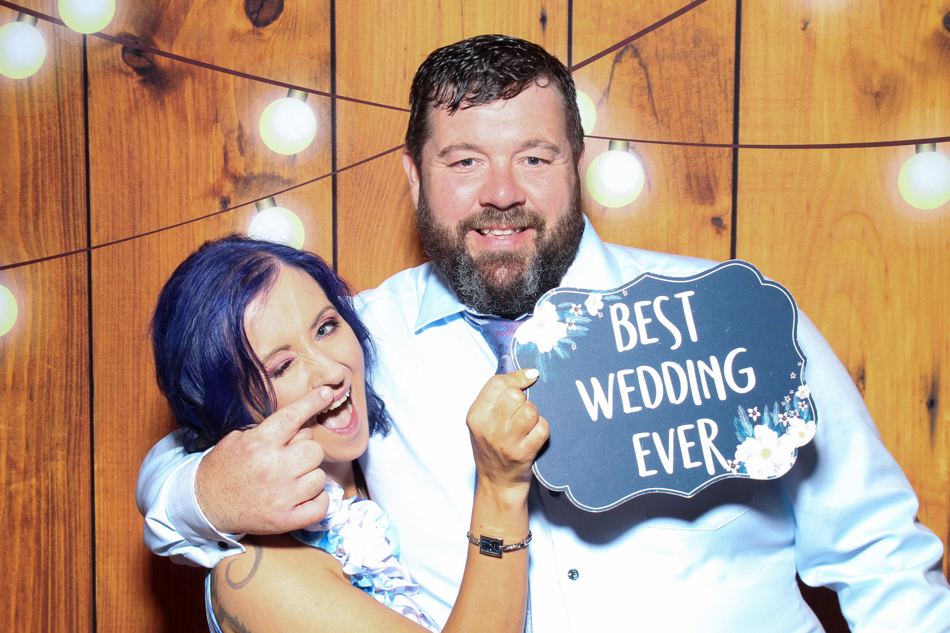 Ciaran & Oonagh | View more photos from the event at gallery.snapmagic.ie/u/SnapMagic/Ciaran-Oonagh