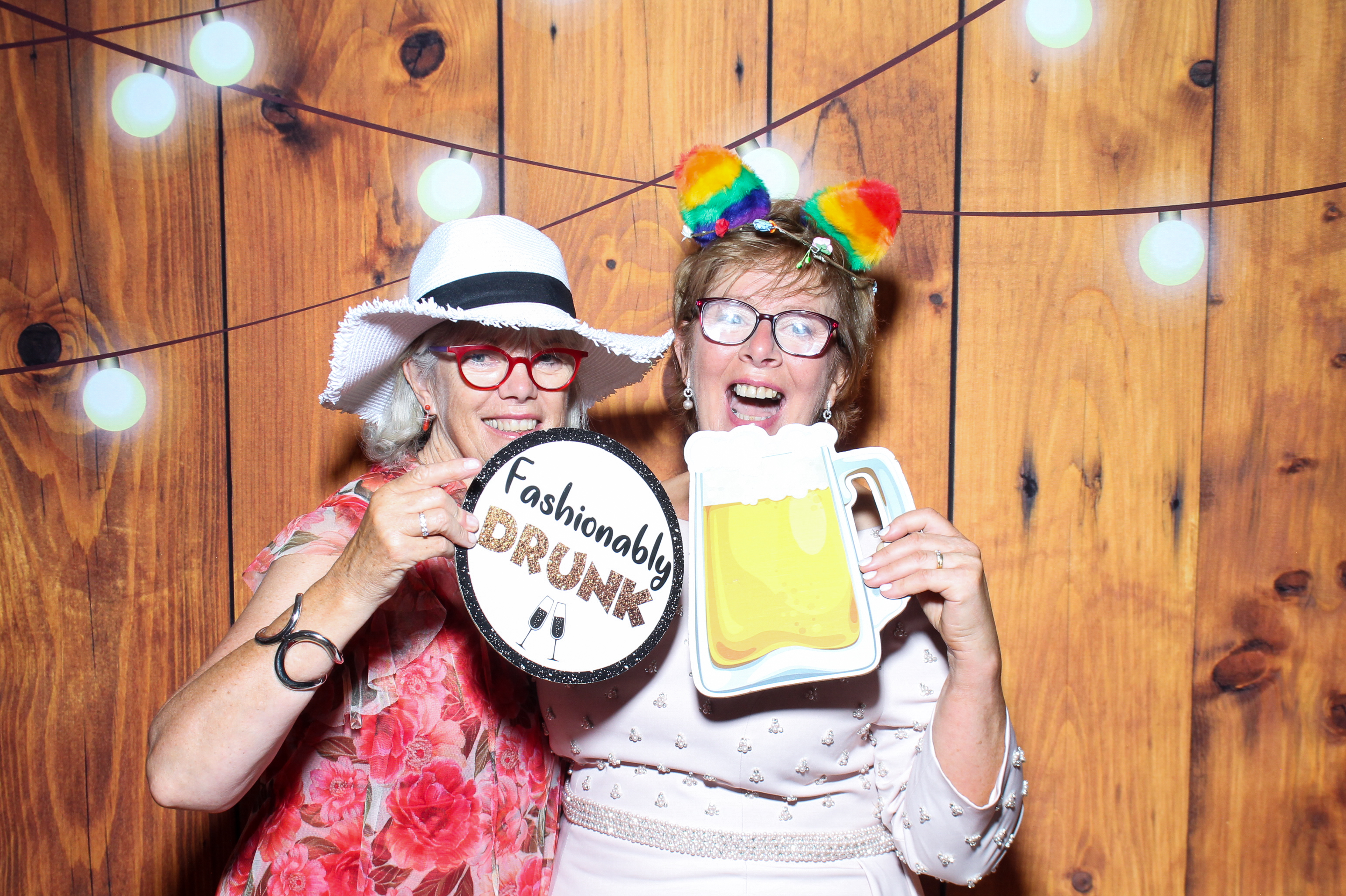 Ciaran & Oonagh | View more photos from the event at gallery.snapmagic.ie/u/SnapMagic/Ciaran-Oonagh