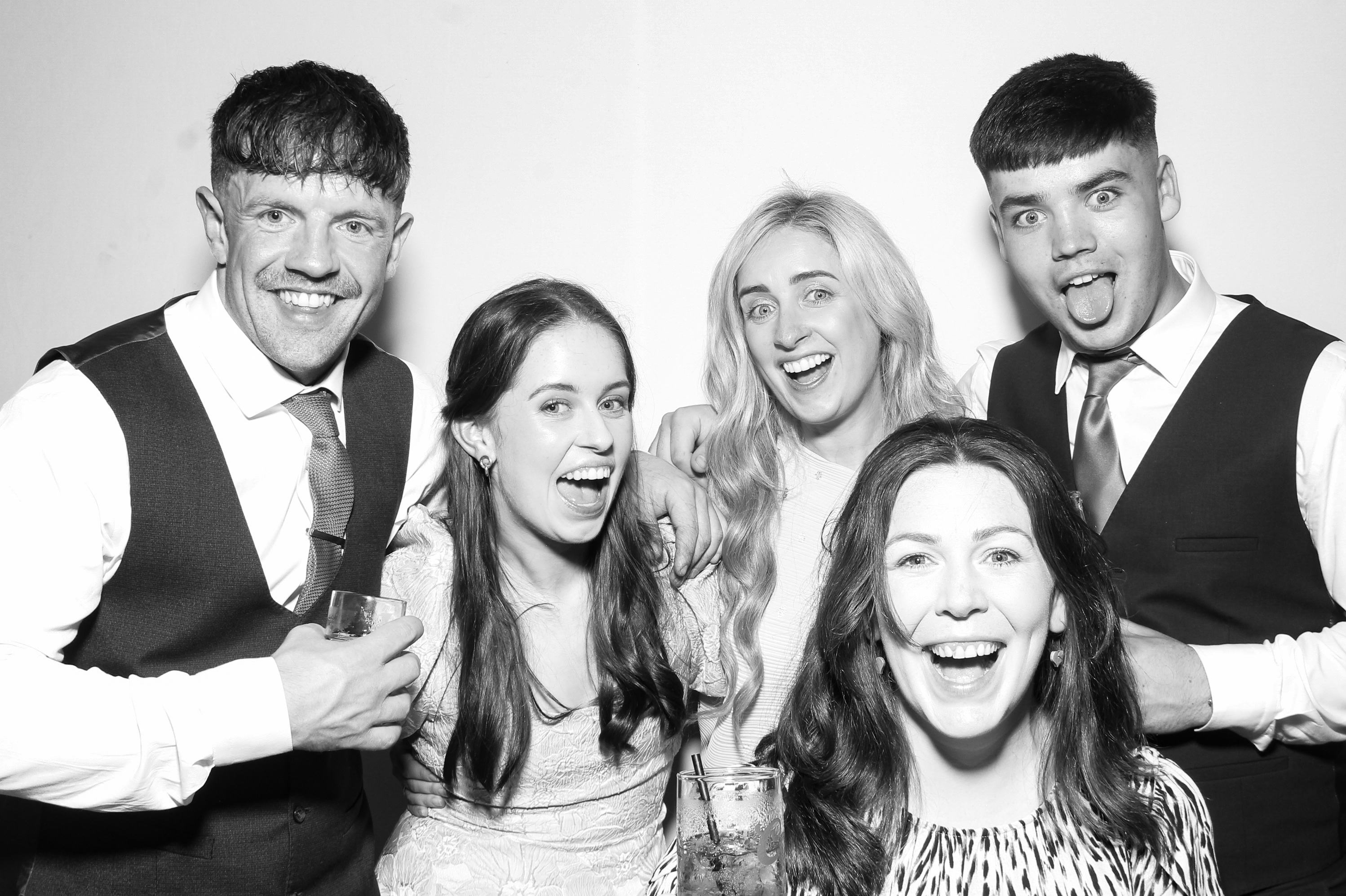 Ciaran & Oonagh | View more photos from the event at gallery.snapmagic.ie/u/SnapMagic/Ciaran-Oonagh