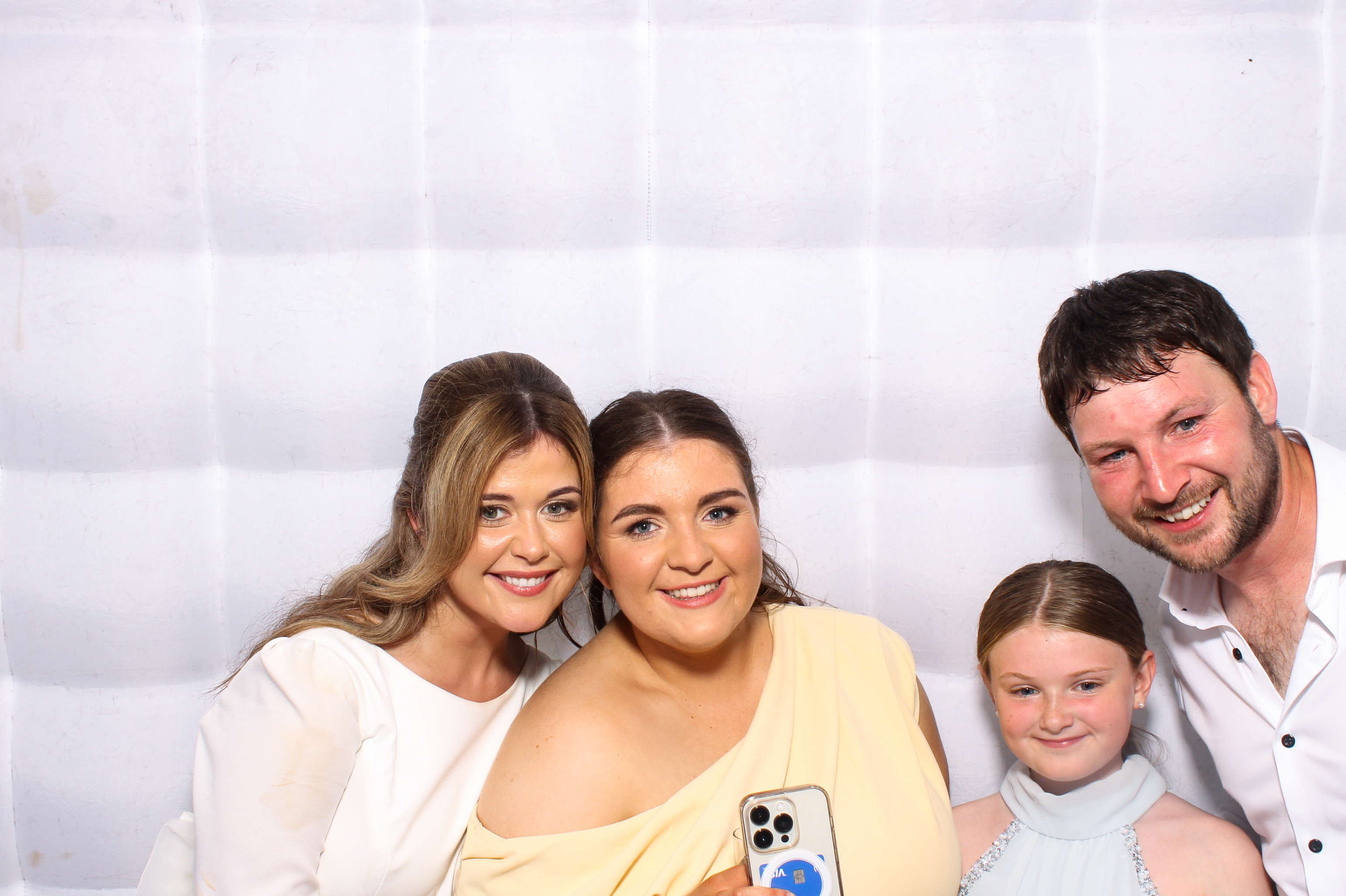 Claire & Darragh | View more photos from the event at gallery.snapmagic.ie/u/SnapMagic/Claire-Darragh