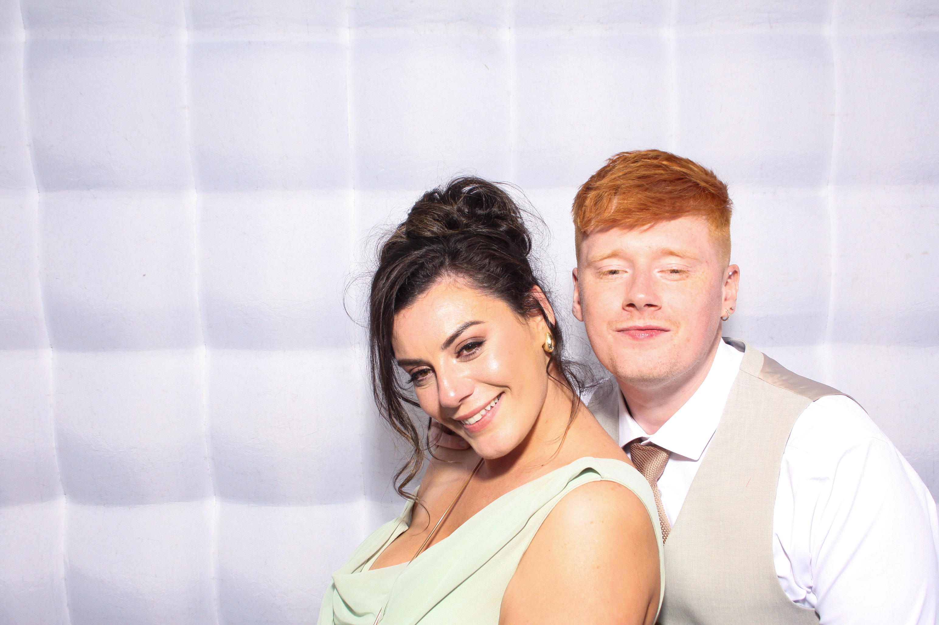Danielle & Simon | View more photos from the event at gallery.snapmagic.ie/u/SnapMagic/Danielle-Simon