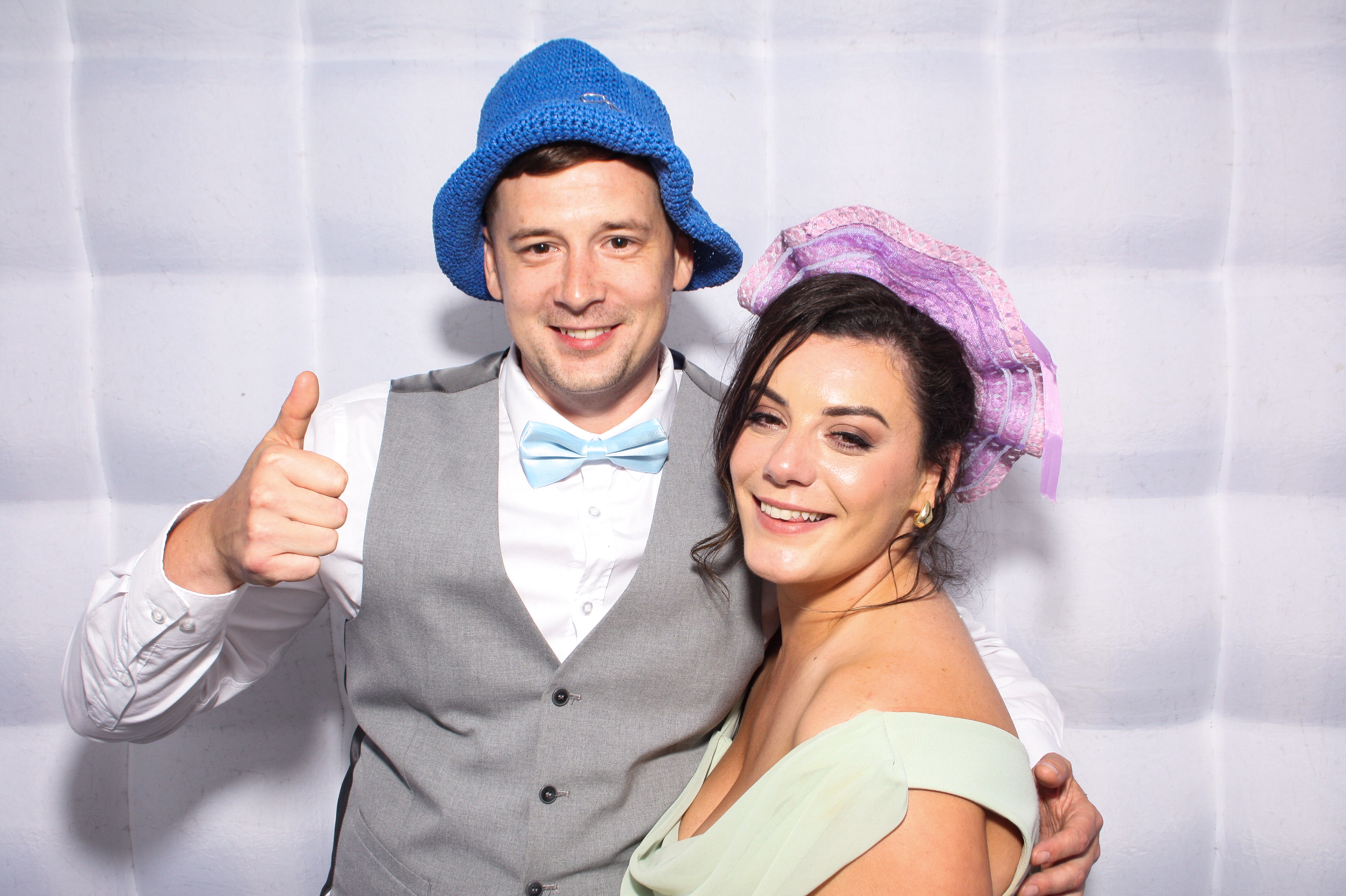 Danielle & Simon | View more photos from the event at gallery.snapmagic.ie/u/SnapMagic/Danielle-Simon