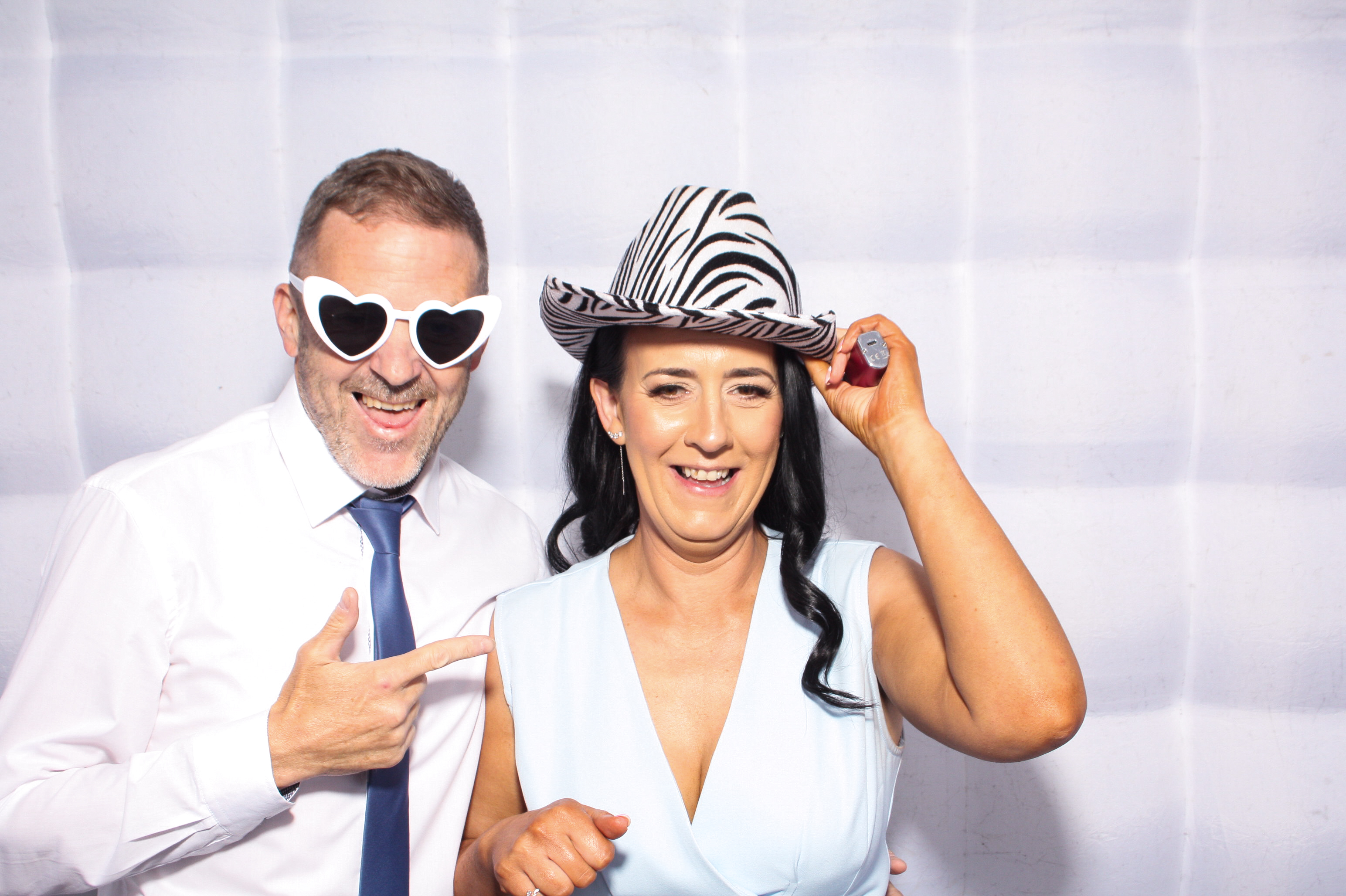 Danielle & Simon | View more photos from the event at gallery.snapmagic.ie/u/SnapMagic/Danielle-Simon
