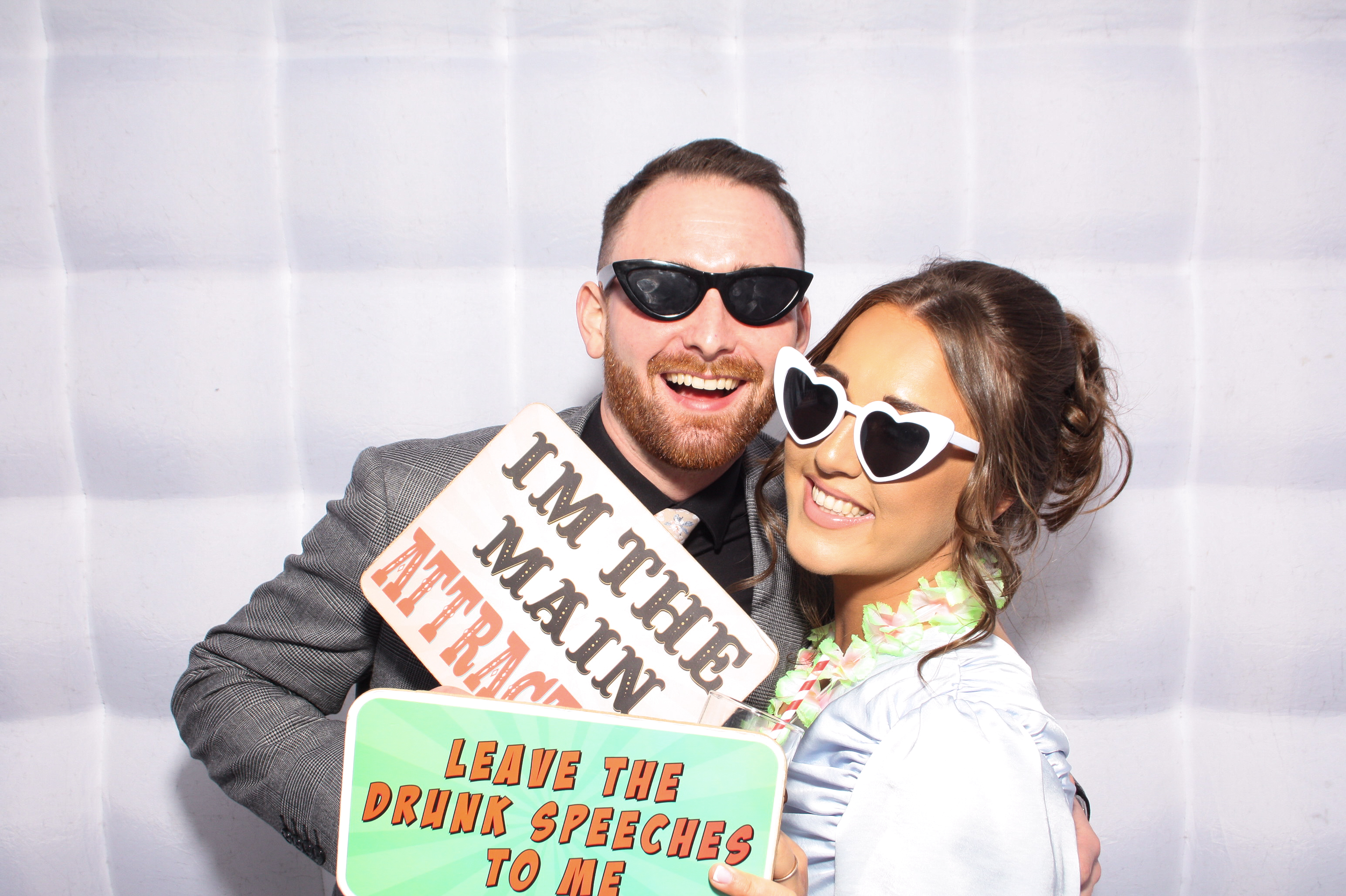 Danielle & Simon | View more photos from the event at gallery.snapmagic.ie/u/SnapMagic/Danielle-Simon