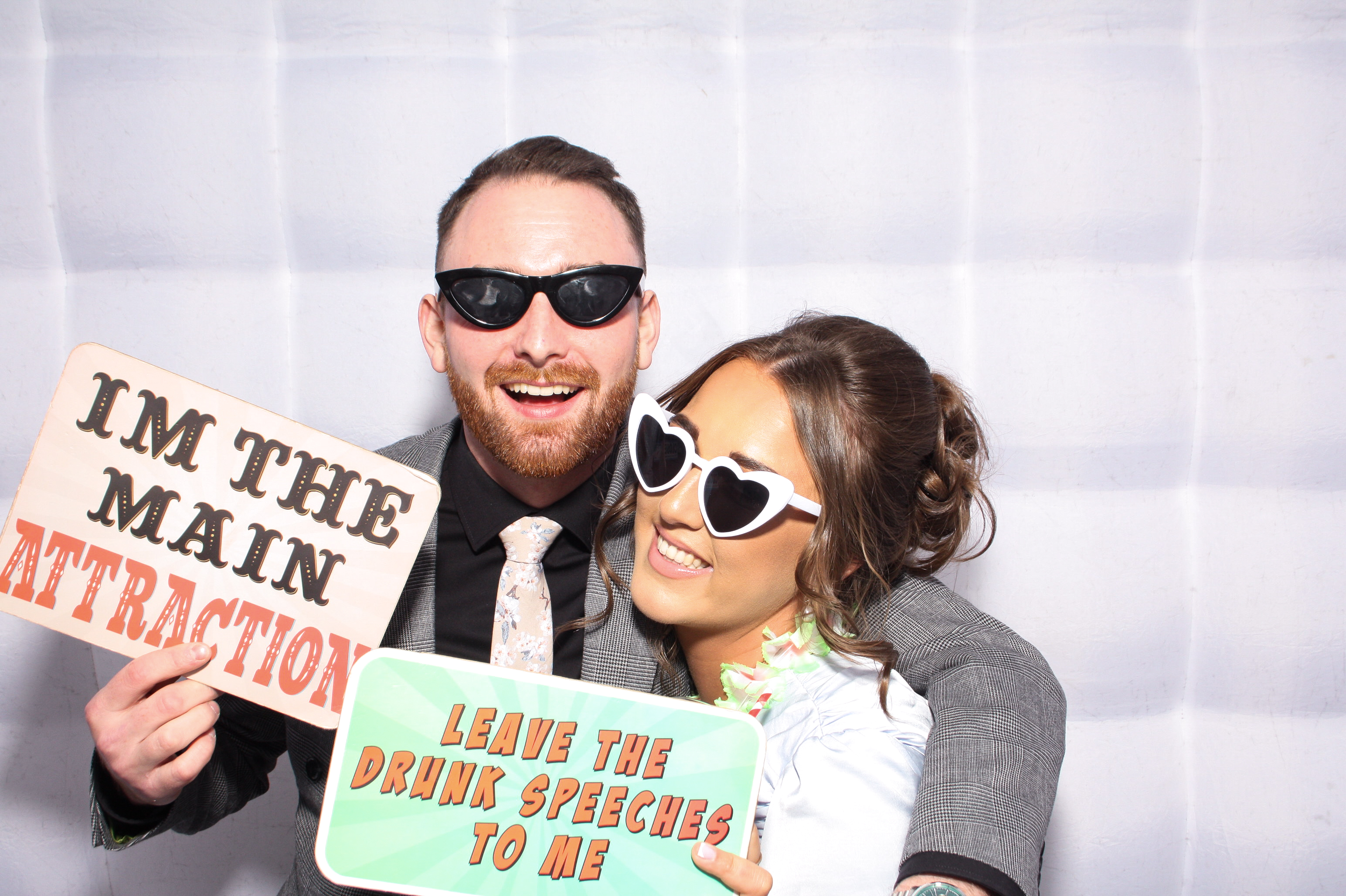 Danielle & Simon | View more photos from the event at gallery.snapmagic.ie/u/SnapMagic/Danielle-Simon