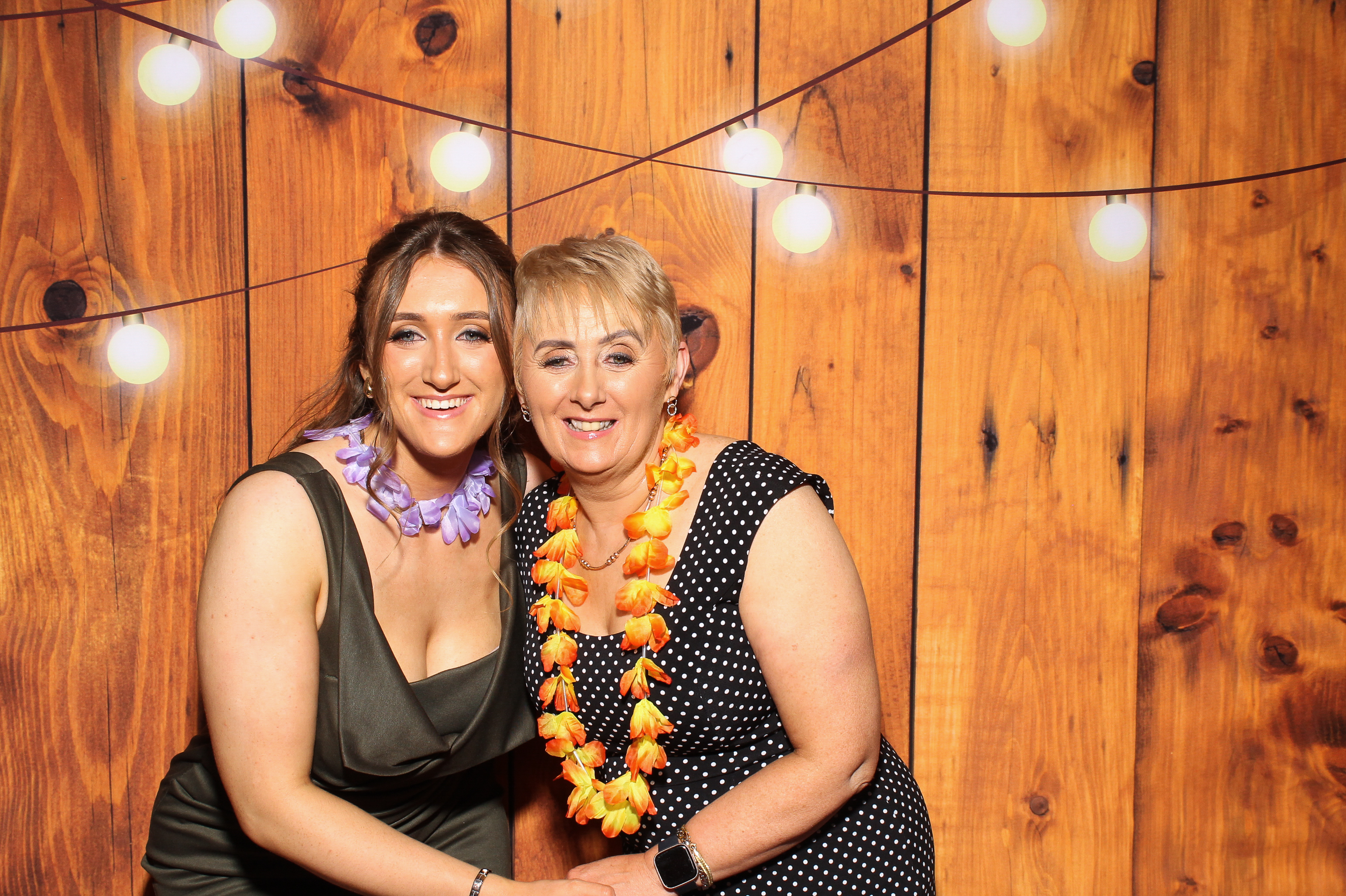 Emer & Conor's Wedding | View more photos from the event at gallery.snapmagic.ie/u/SnapMagic/Emer-Conors-Wedding