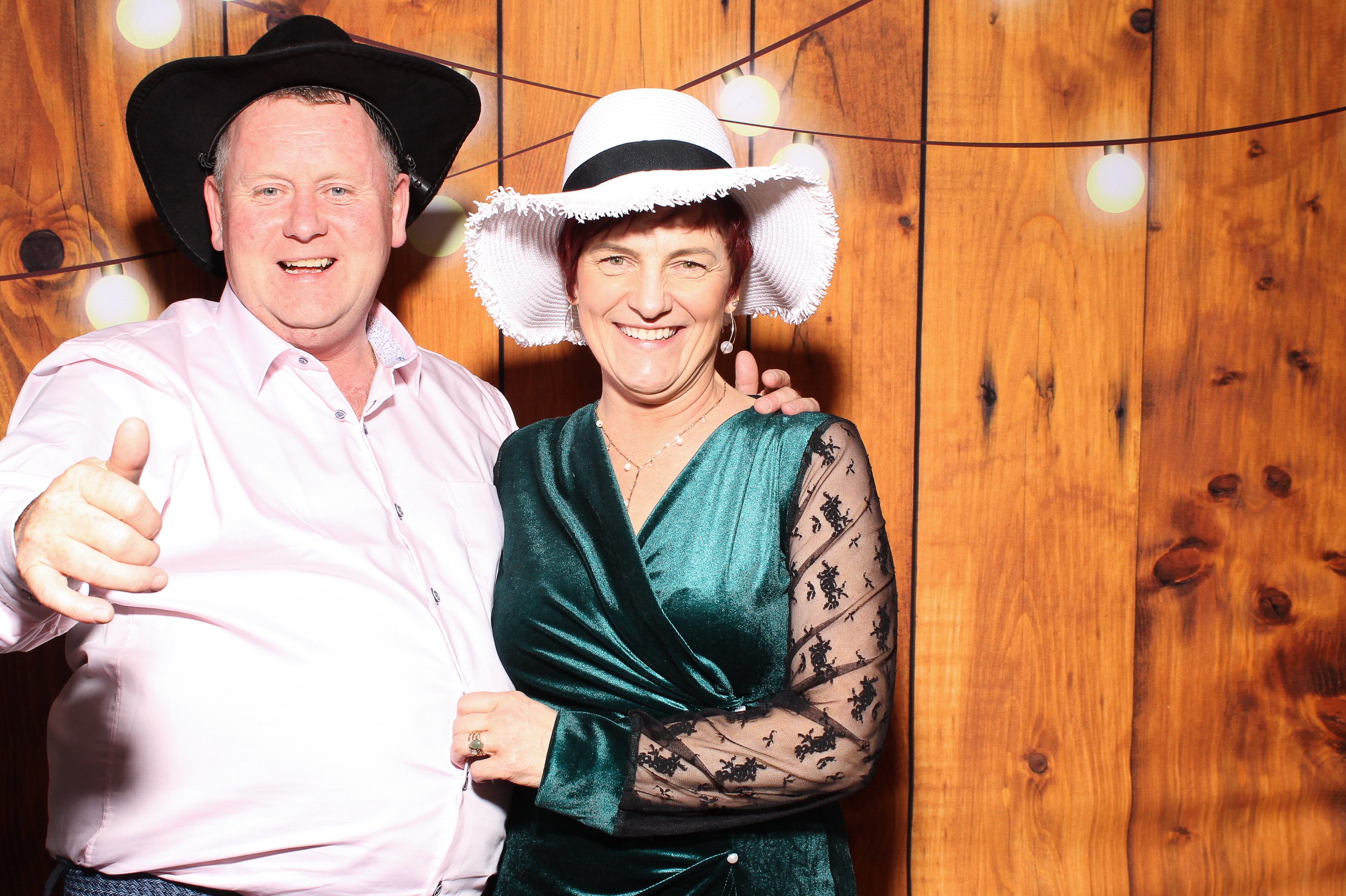 Emer & Conor's Wedding | View more photos from the event at gallery.snapmagic.ie/u/SnapMagic/Emer-Conors-Wedding