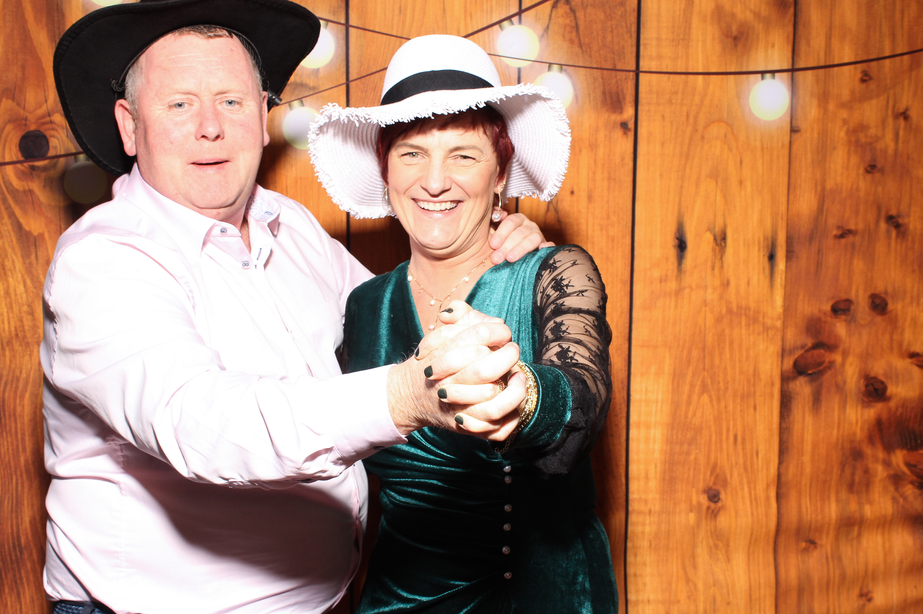 Emer & Conor's Wedding | View more photos from the event at gallery.snapmagic.ie/u/SnapMagic/Emer-Conors-Wedding