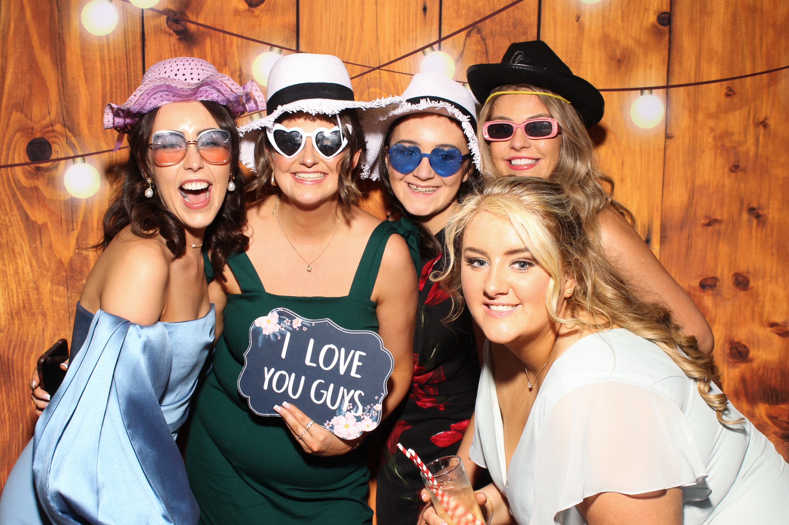 Emer & Conor's Wedding | View more photos from the event at gallery.snapmagic.ie/u/SnapMagic/Emer-Conors-Wedding