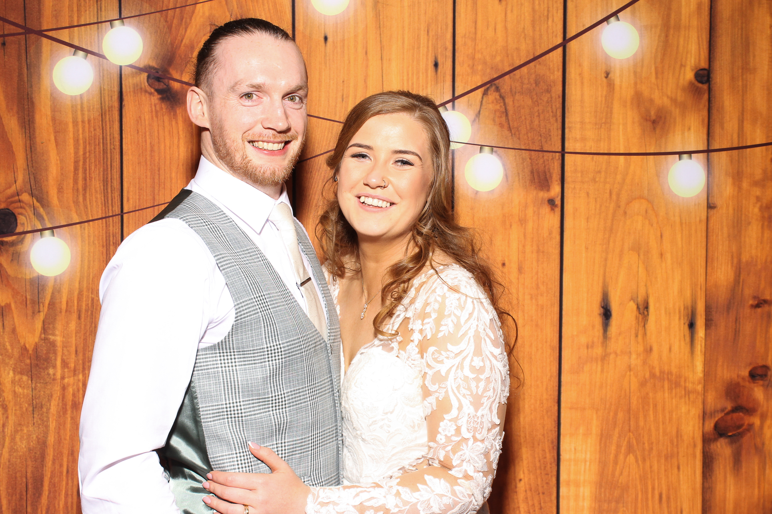 Emer & Conor's Wedding | View more photos from the event at gallery.snapmagic.ie/u/SnapMagic/Emer-Conors-Wedding