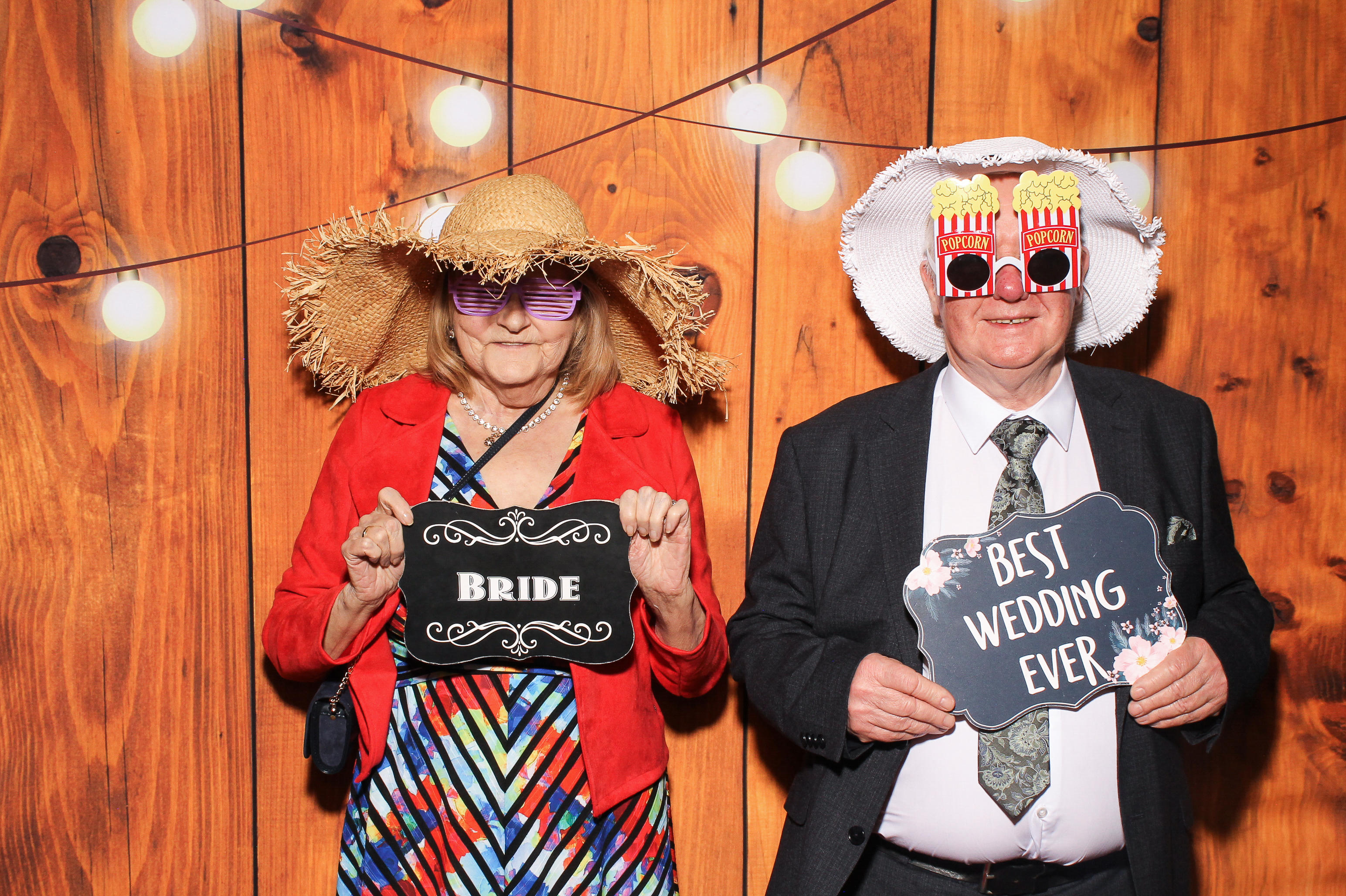 Emer & Conor's Wedding | View more photos from the event at gallery.snapmagic.ie/u/SnapMagic/Emer-Conors-Wedding