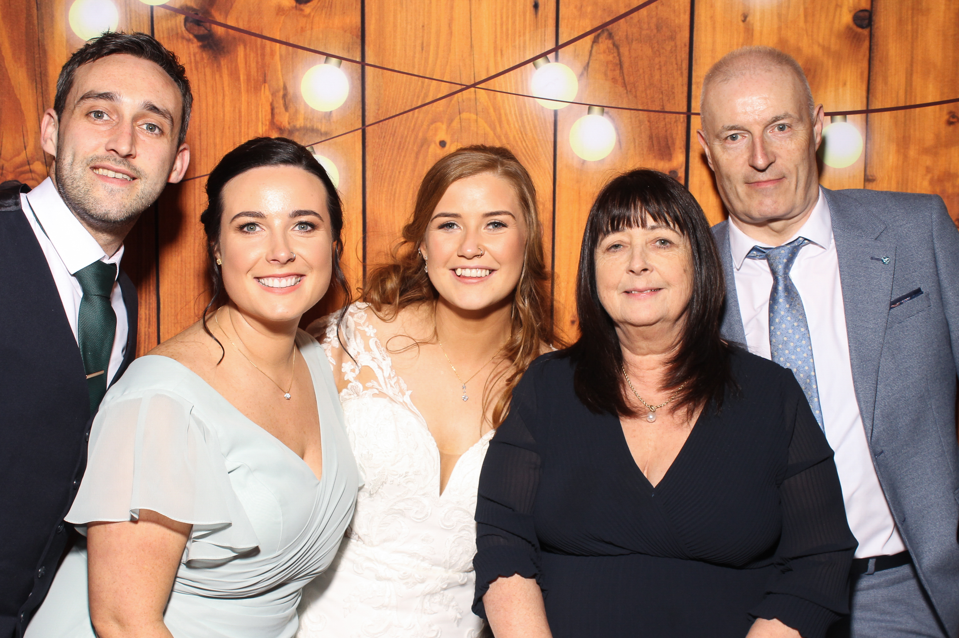 Emer & Conor's Wedding | View more photos from the event at gallery.snapmagic.ie/u/SnapMagic/Emer-Conors-Wedding