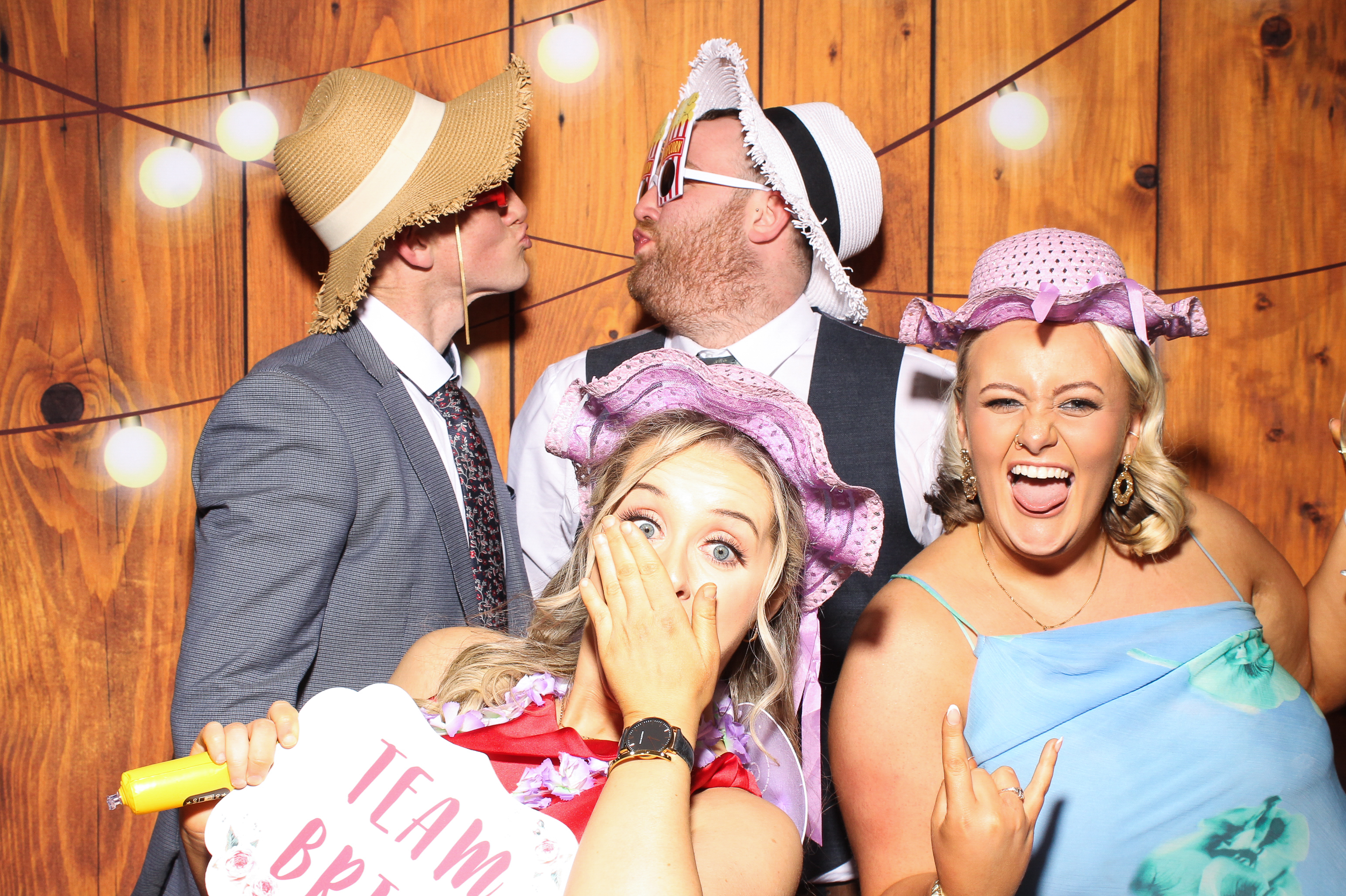Emer & Conor's Wedding | View more photos from the event at gallery.snapmagic.ie/u/SnapMagic/Emer-Conors-Wedding