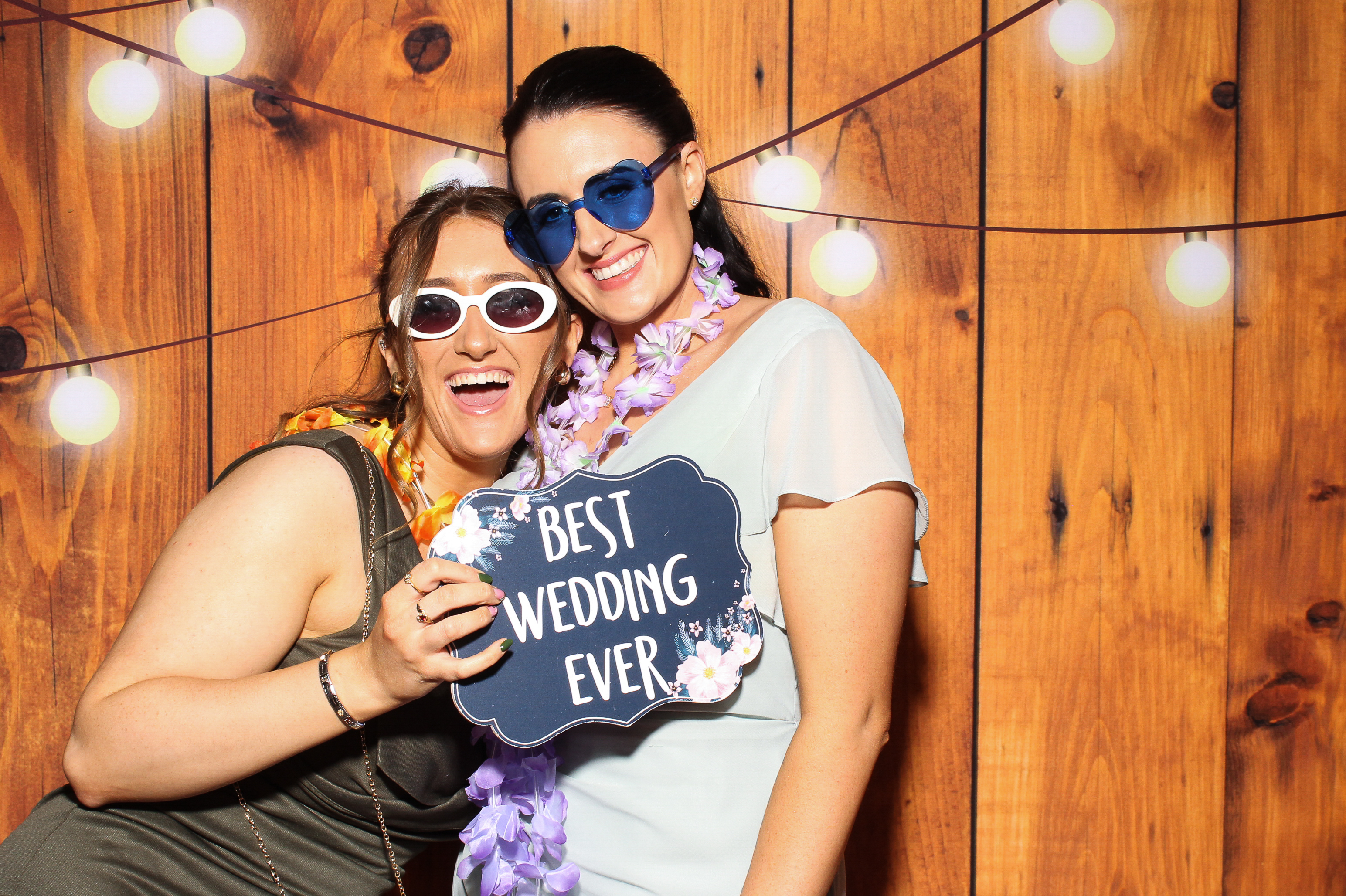 Emer & Conor's Wedding | View more photos from the event at gallery.snapmagic.ie/u/SnapMagic/Emer-Conors-Wedding