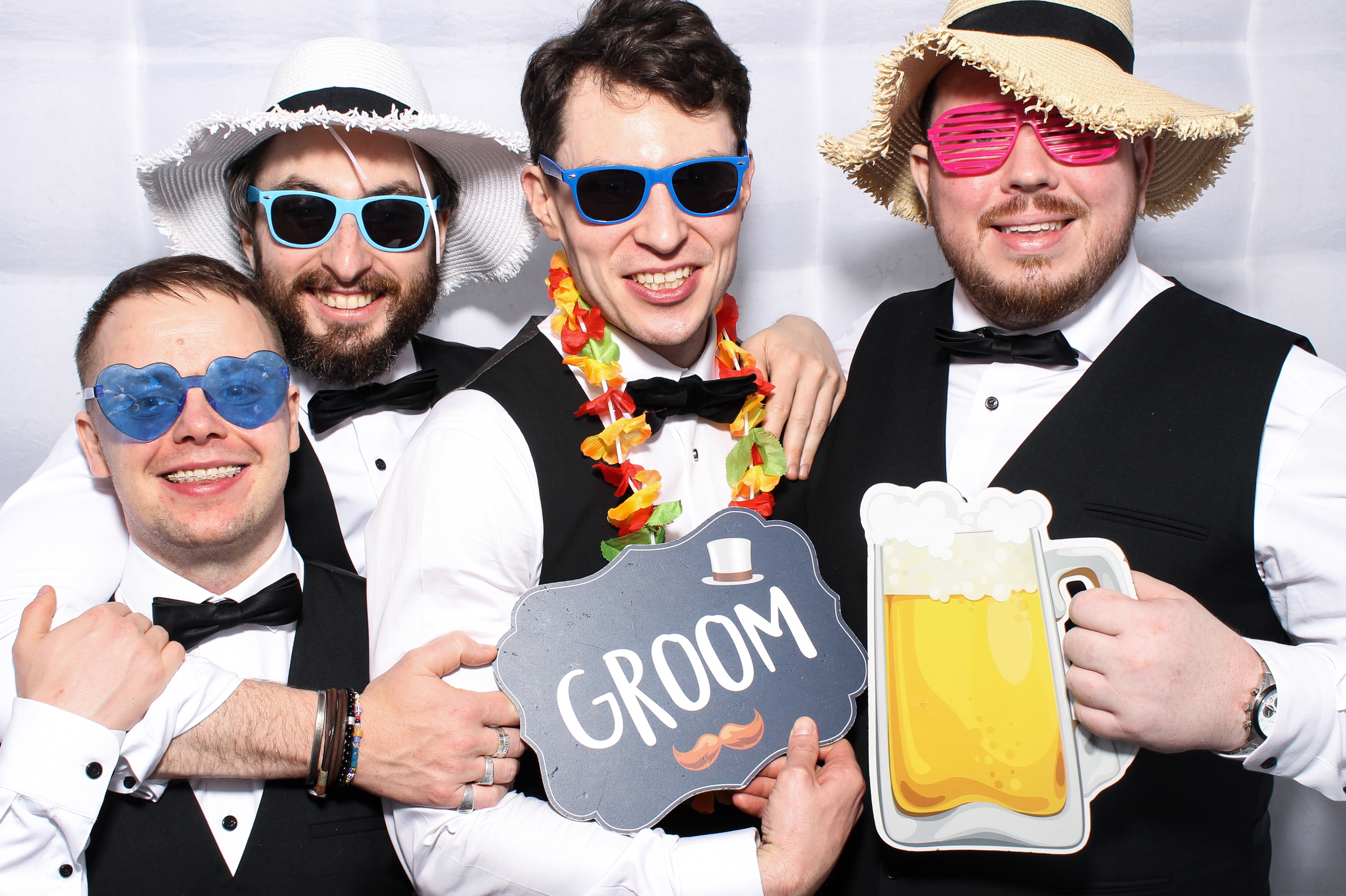 Grace & Fearghal's Wedding | View more photos from the event at gallery.snapmagic.ie/u/SnapMagic/Grace-Fearghals-Wedding