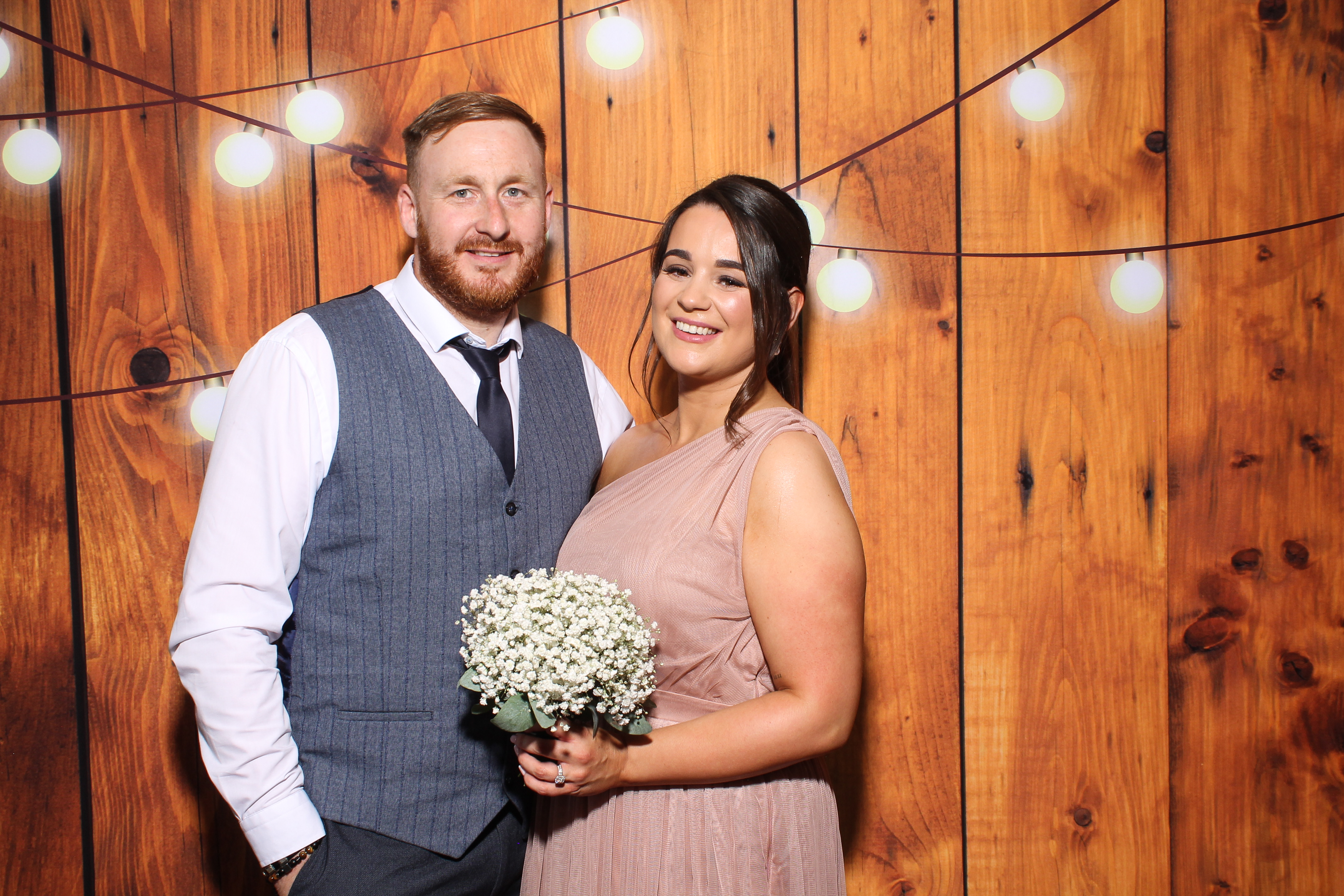 Jenna & Martin | View more photos from the event at gallery.snapmagic.ie/u/SnapMagic/Jenna-Martin