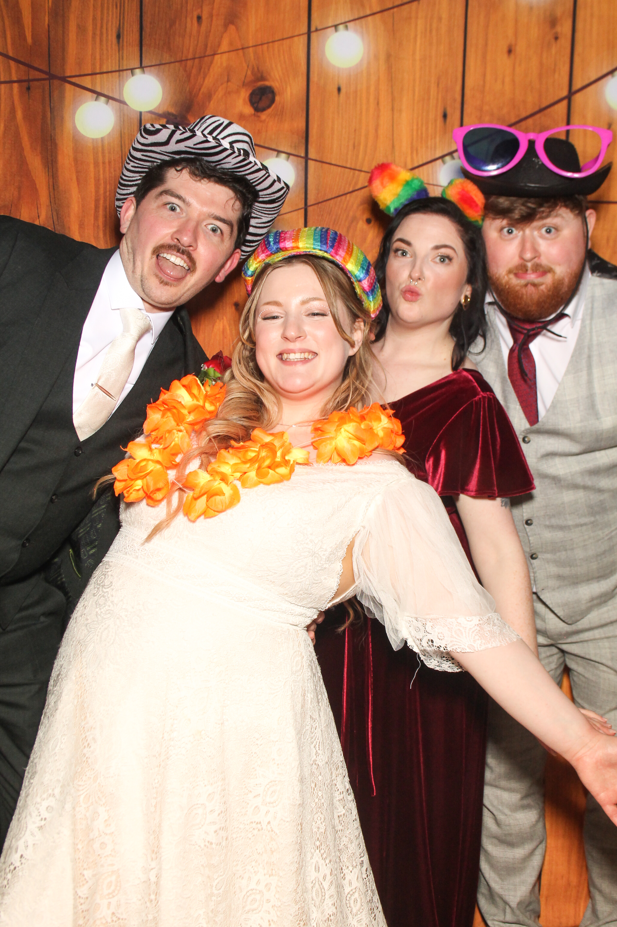 Kate & Ryan's Wedding | View more photos from the event at gallery.snapmagic.ie/u/SnapMagic/Kate-Ryans-Wedding