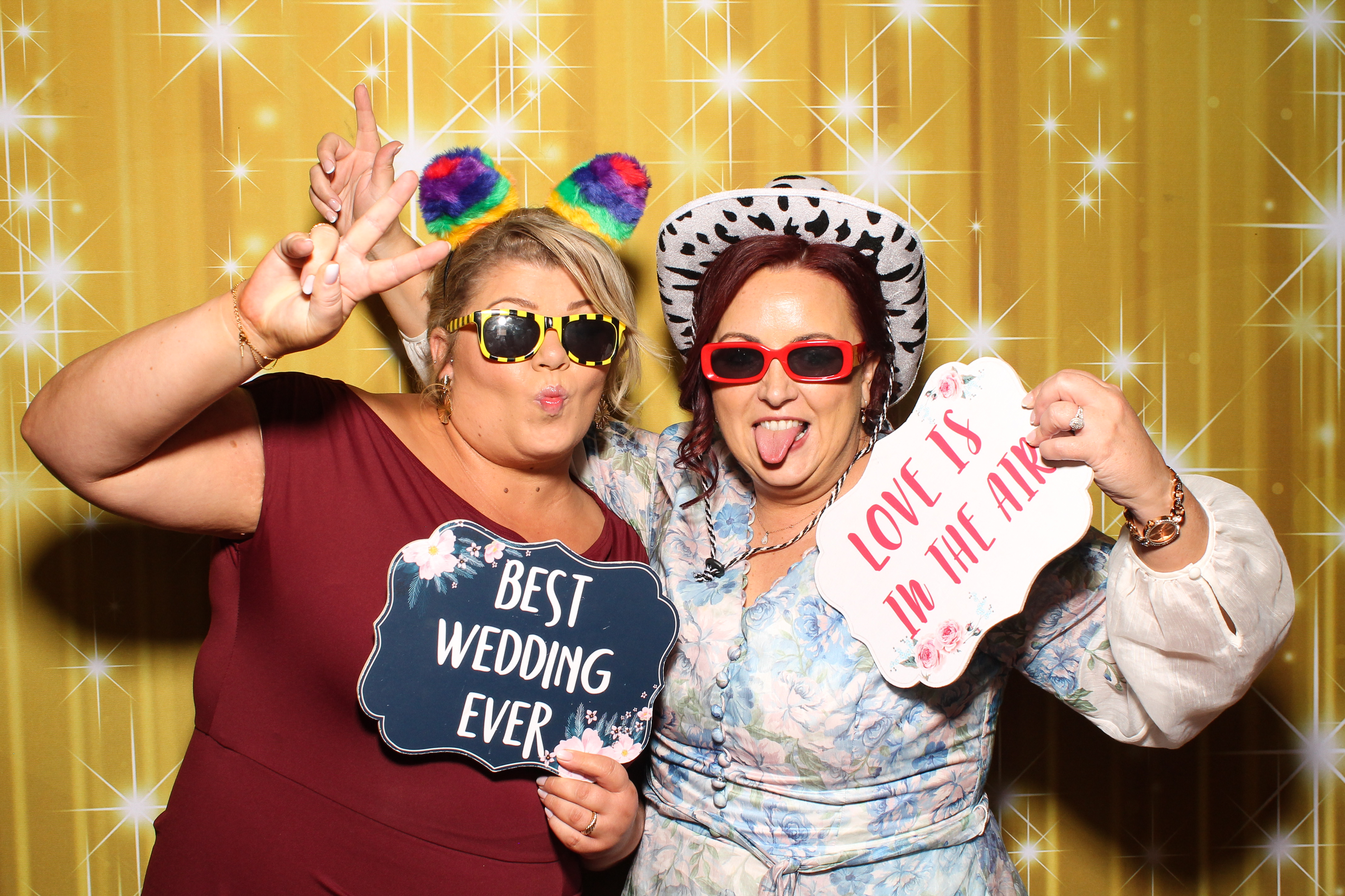 Lorraine & David's Wedding | View more photos from the event at gallery.snapmagic.ie/u/SnapMagic/Lorraine-Davids-Wedding