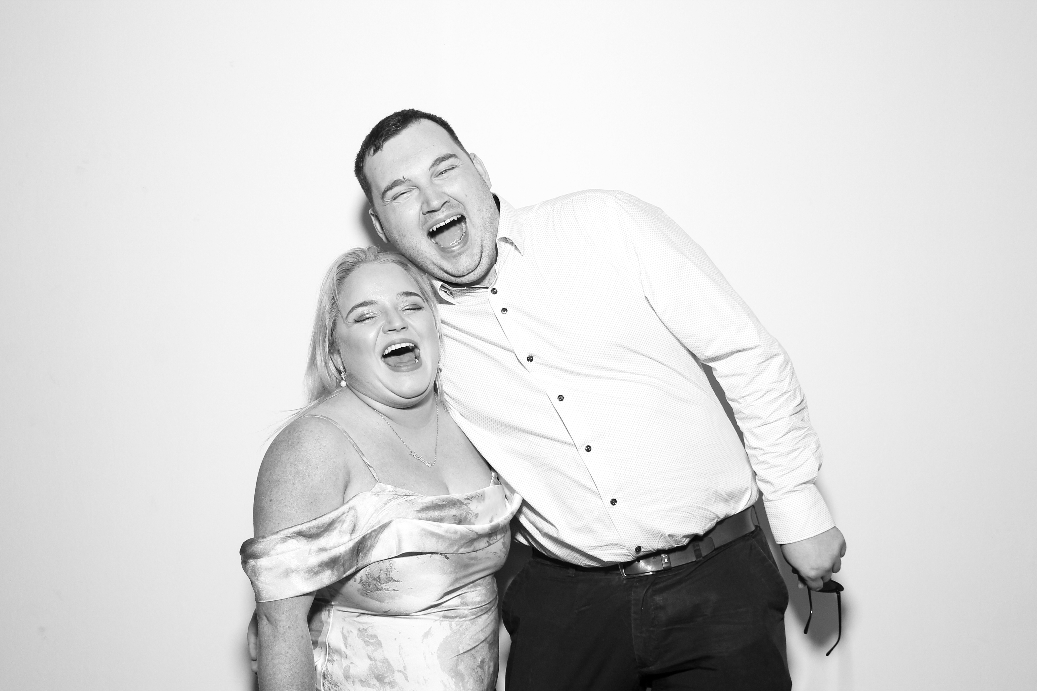 Nicola & Gary | View more photos from the event at gallery.snapmagic.ie/u/SnapMagic/Nicola-Gary