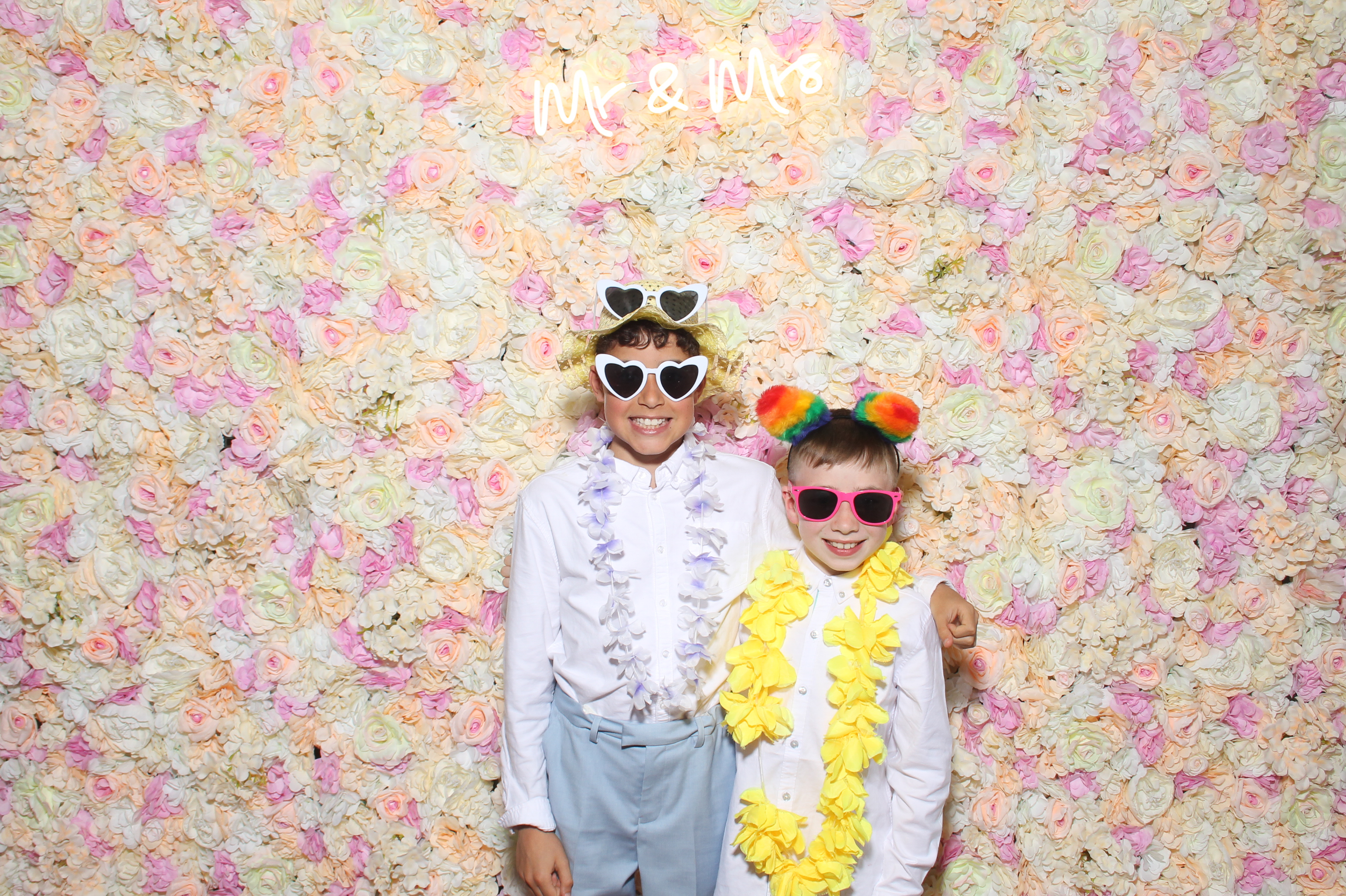 Nicole & Kieran's Wedding | View more photos from the event at gallery.snapmagic.ie/u/SnapMagic/Nicole-Kierans-Wedding