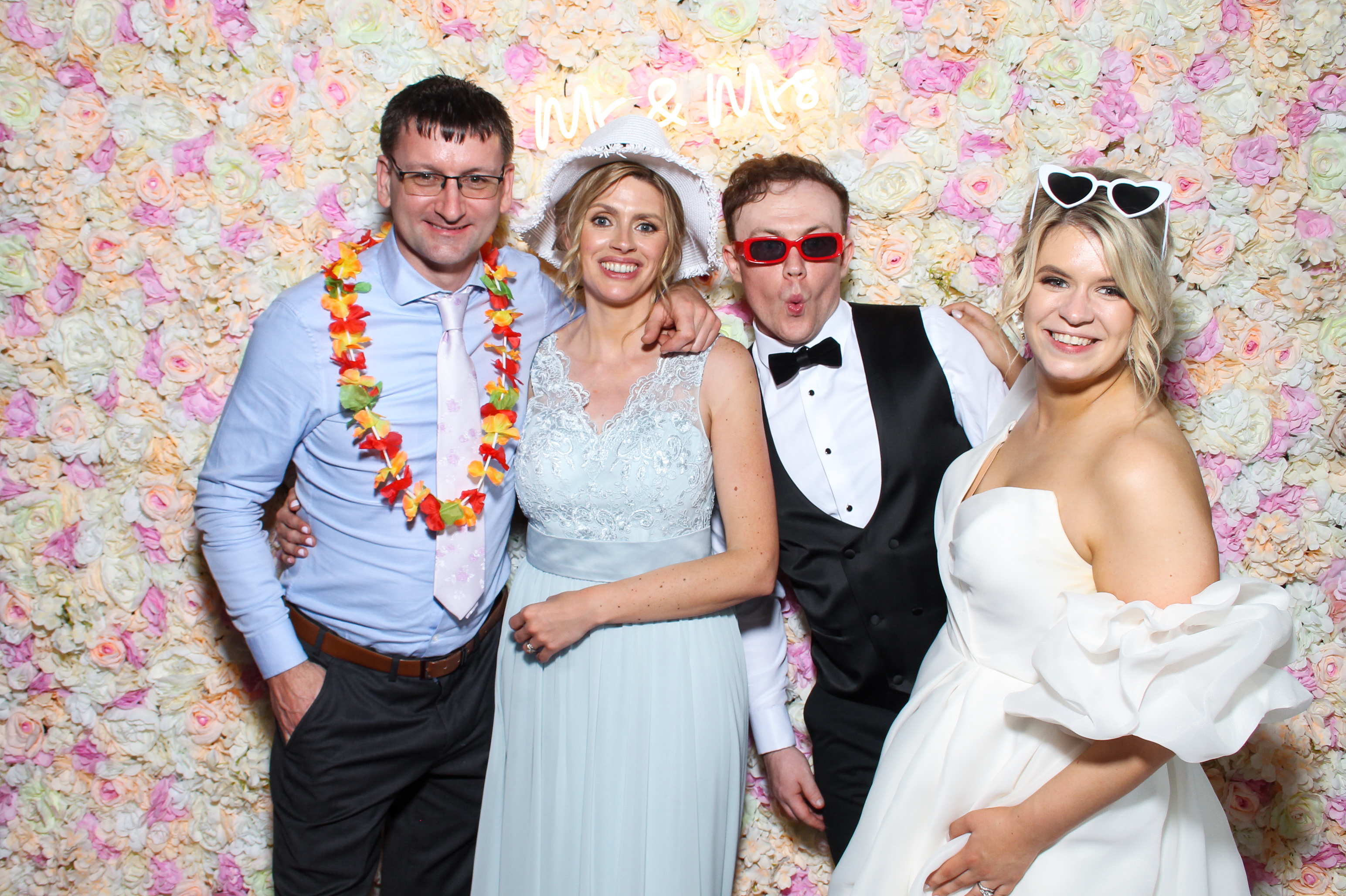 Nicole & Kieran's Wedding | View more photos from the event at gallery.snapmagic.ie/u/SnapMagic/Nicole-Kierans-Wedding