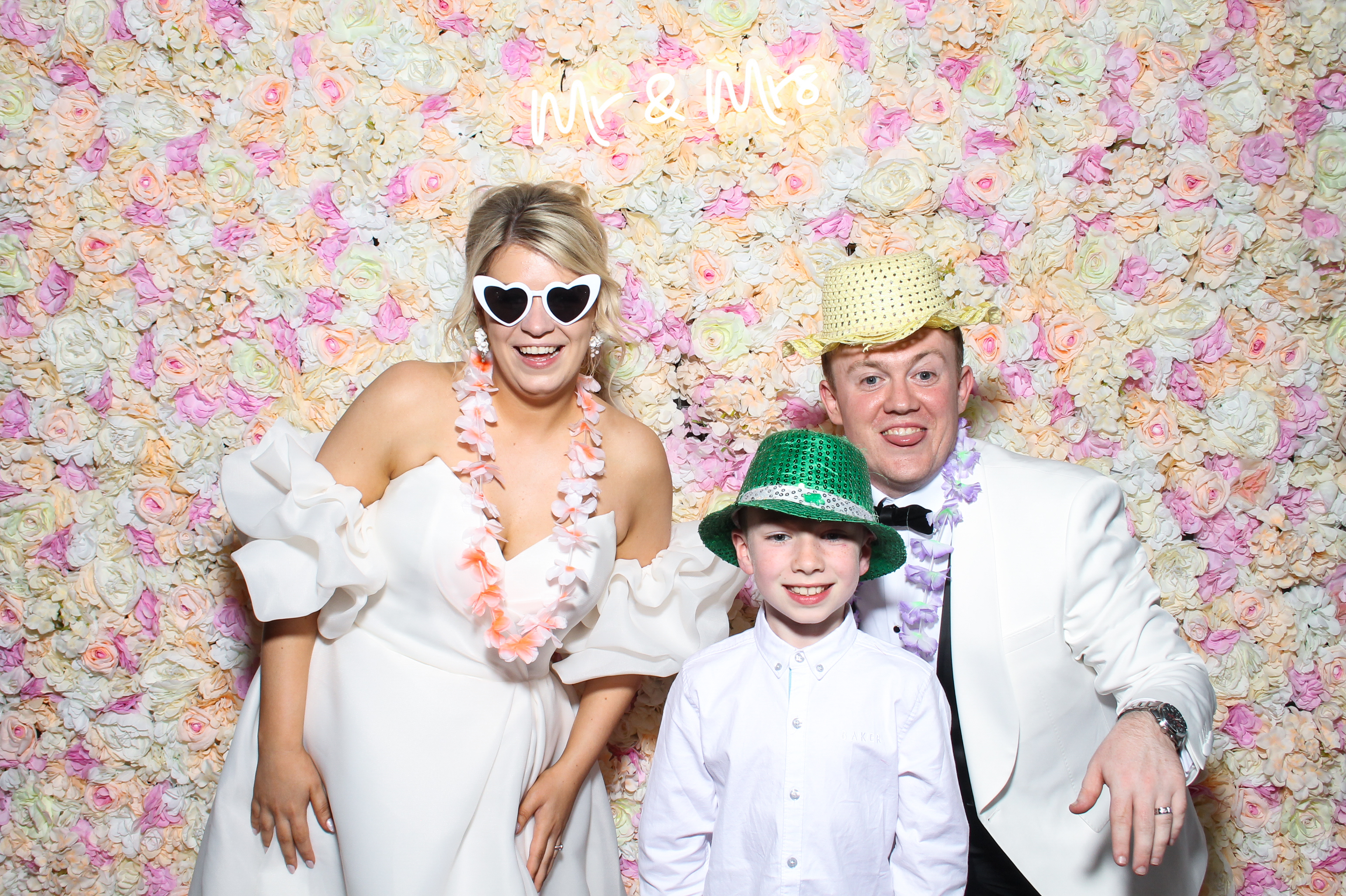 Nicole & Kieran's Wedding | View more photos from the event at gallery.snapmagic.ie/u/SnapMagic/Nicole-Kierans-Wedding