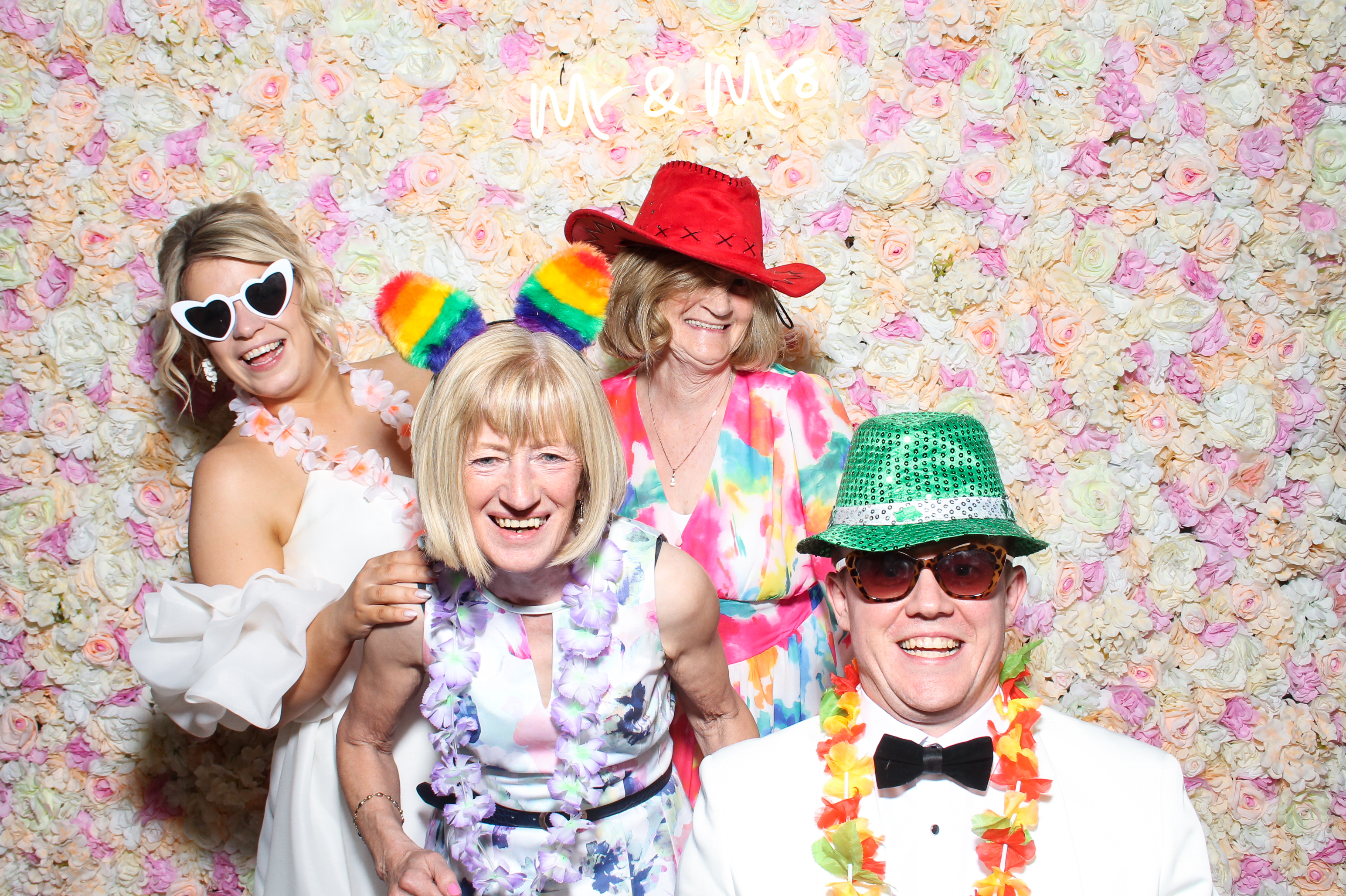 Nicole & Kieran's Wedding | View more photos from the event at gallery.snapmagic.ie/u/SnapMagic/Nicole-Kierans-Wedding