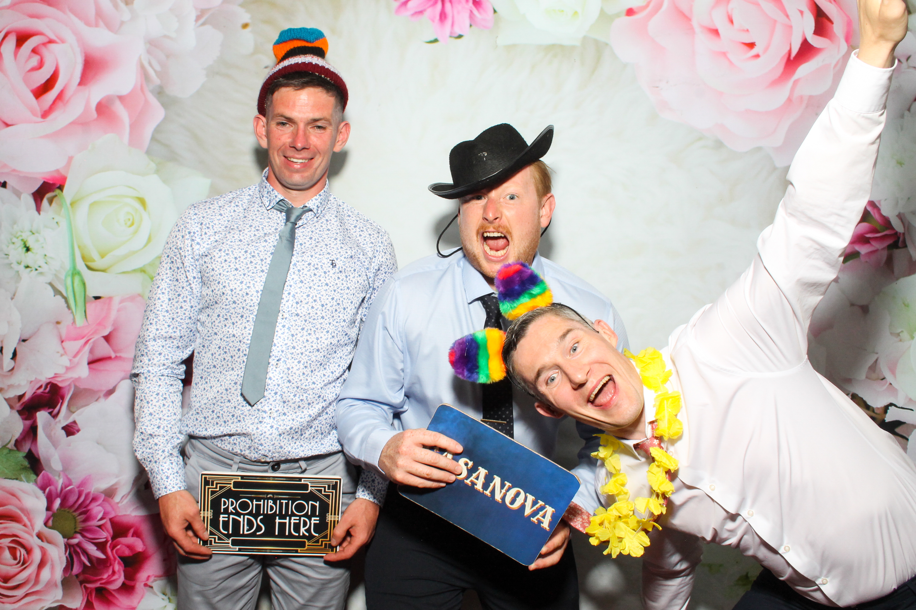 Roisin & Eoin | View more photos from the event at gallery.snapmagic.ie/u/SnapMagic/Roisin-Eoin