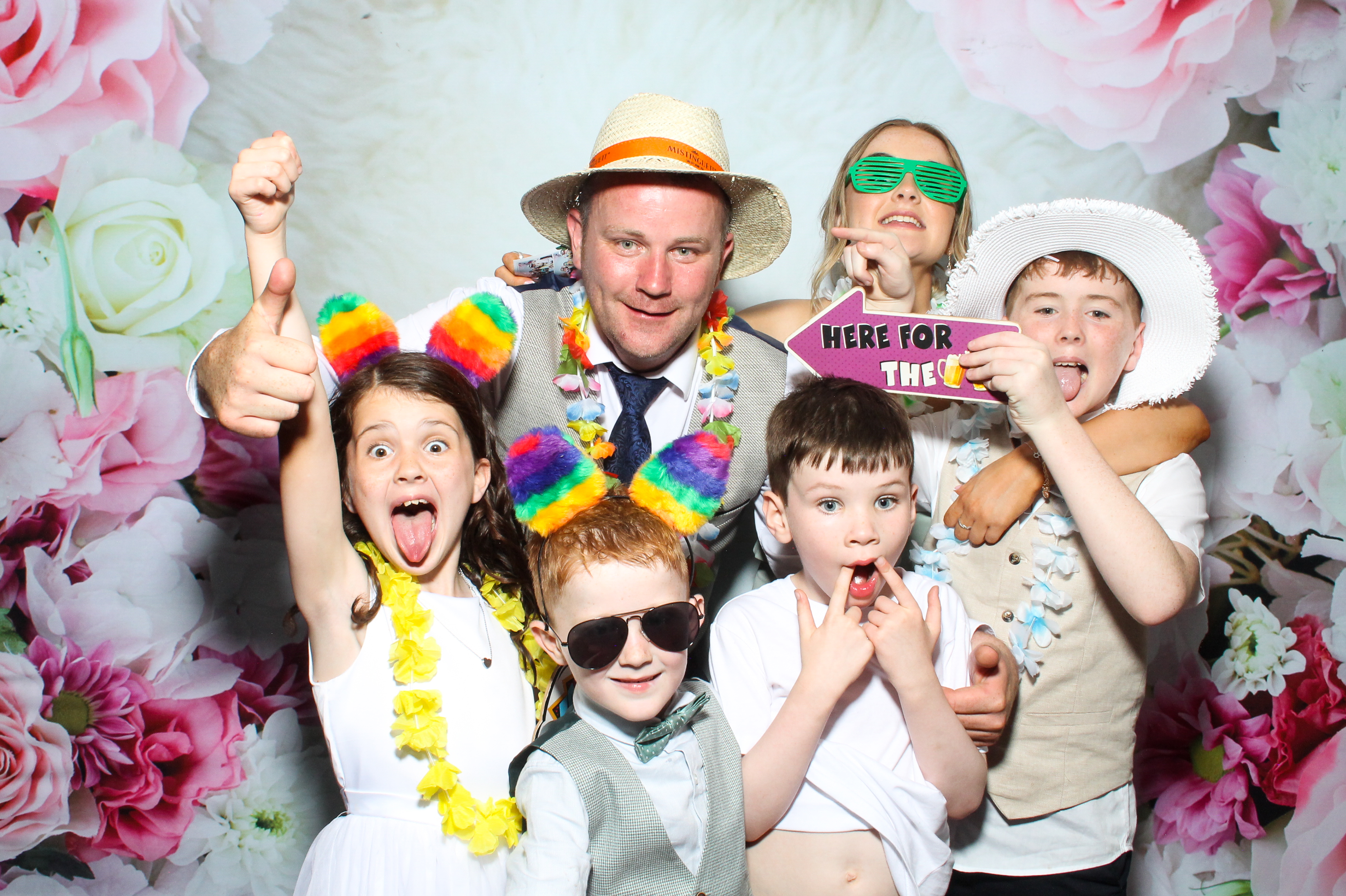 Roisin & Eoin | View more photos from the event at gallery.snapmagic.ie/u/SnapMagic/Roisin-Eoin