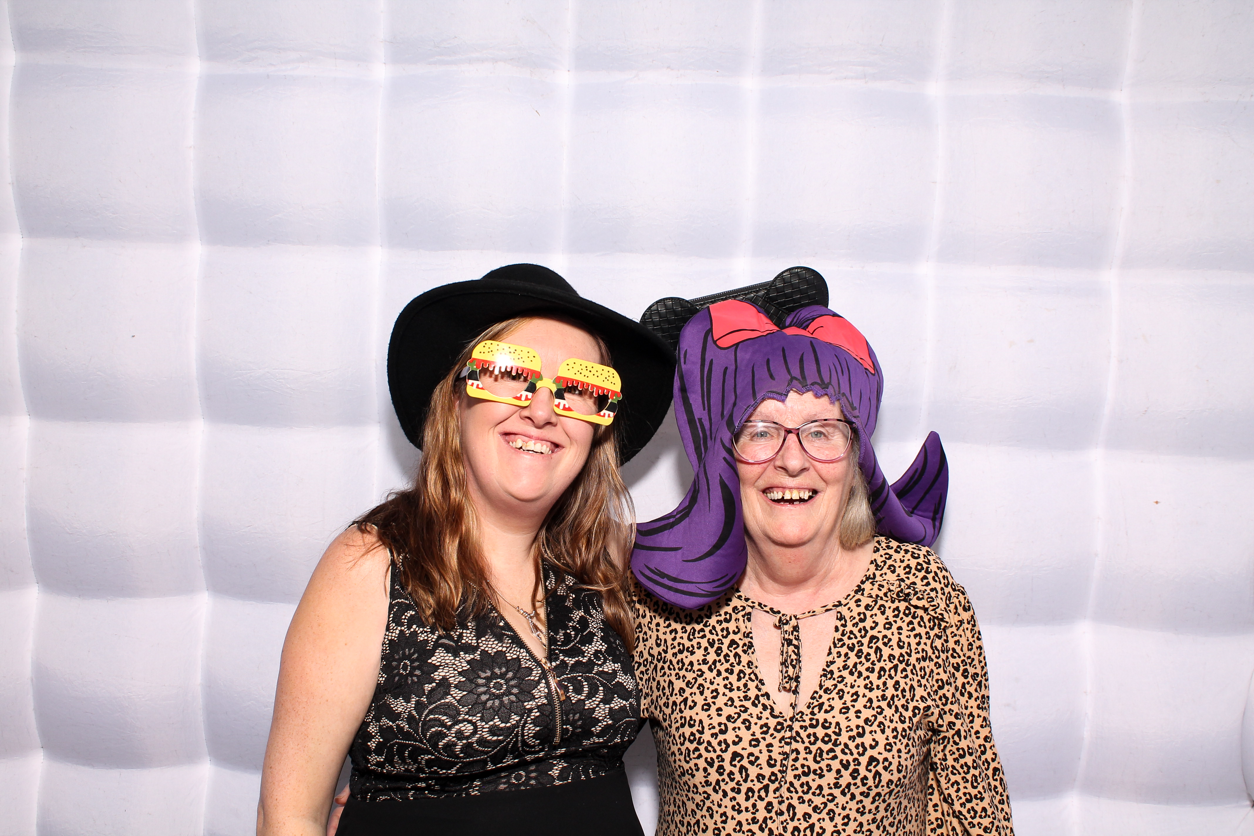Rory Travels Women's Night 2 & 3 | View more photos from the event at gallery.snapmagic.ie/u/SnapMagic/Rory-Travels-Womens-Night-2-3