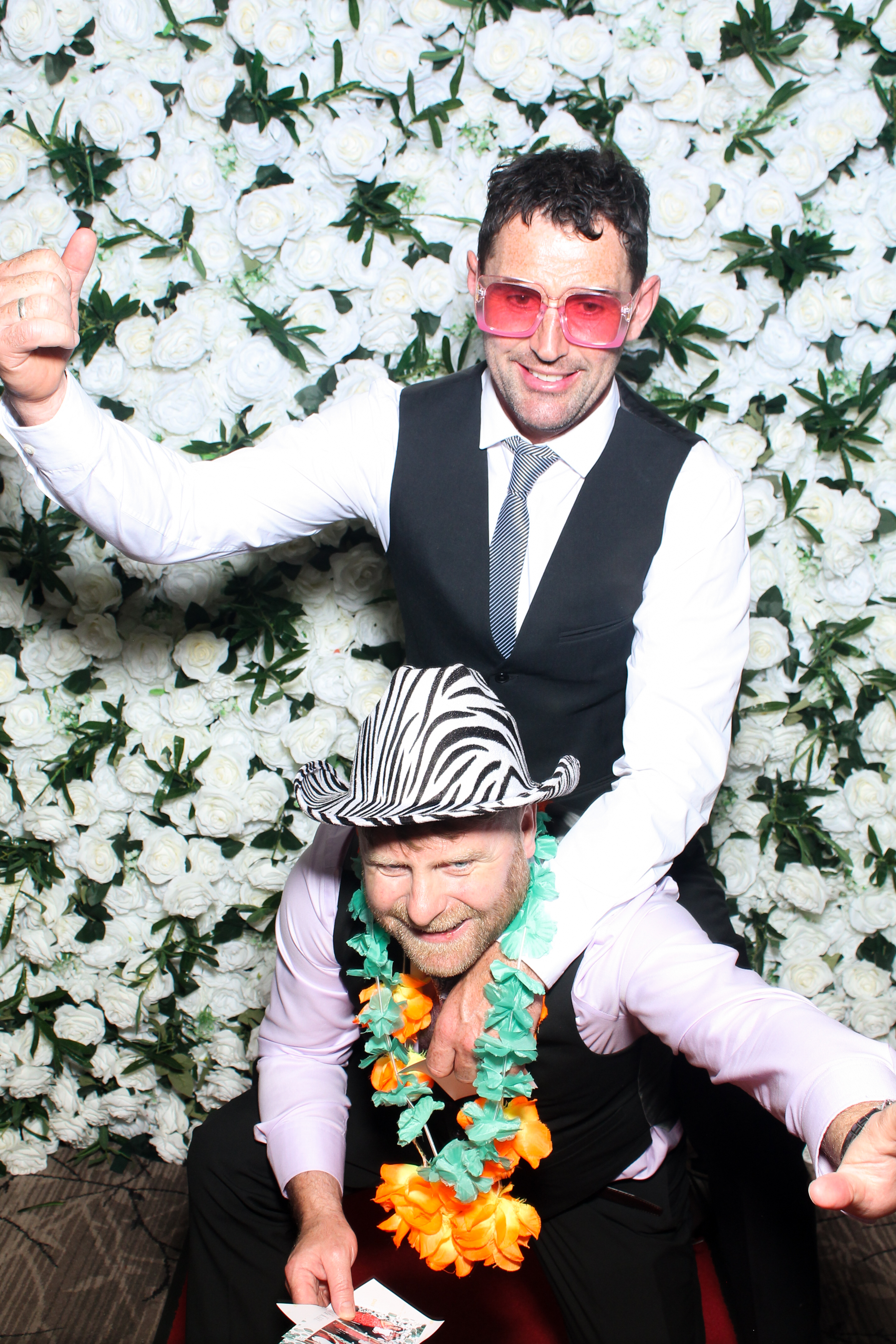Tara & Karl | View more photos from the event at gallery.snapmagic.ie/u/SnapMagic/Tara-Karl