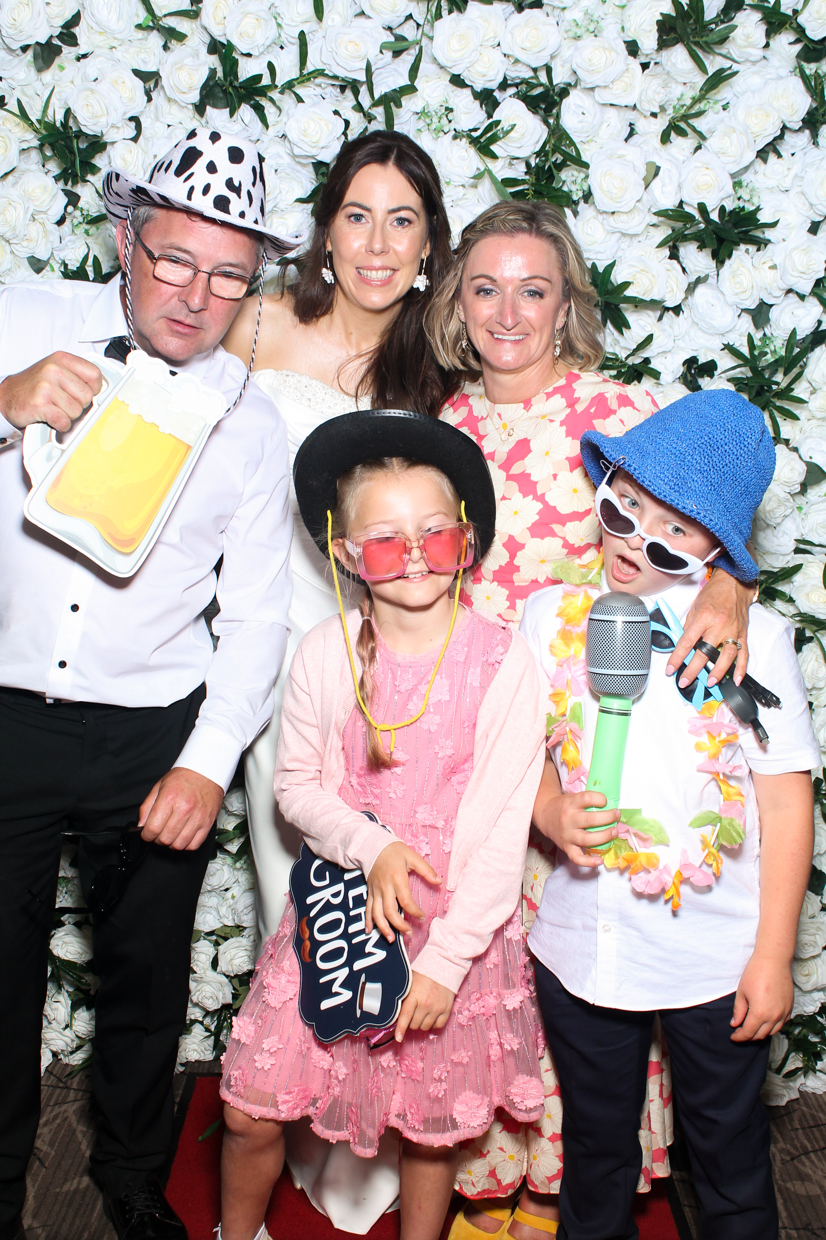 Tara & Karl | View more photos from the event at gallery.snapmagic.ie/u/SnapMagic/Tara-Karl