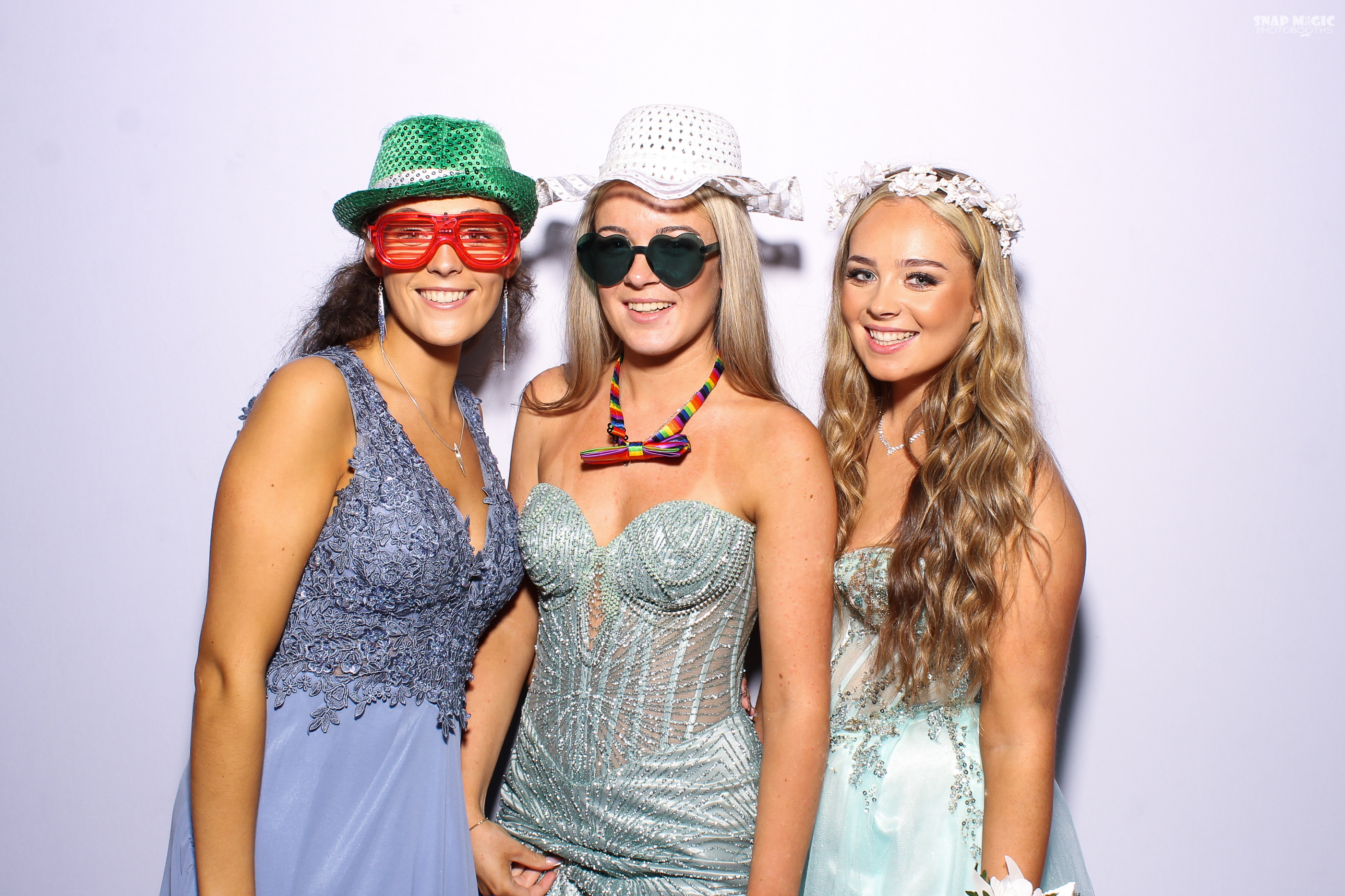 Ursuline College Debs '25 | View more photos from the event at gallery.snapmagic.ie/u/SnapMagic/Ursuline-College-Debs-25