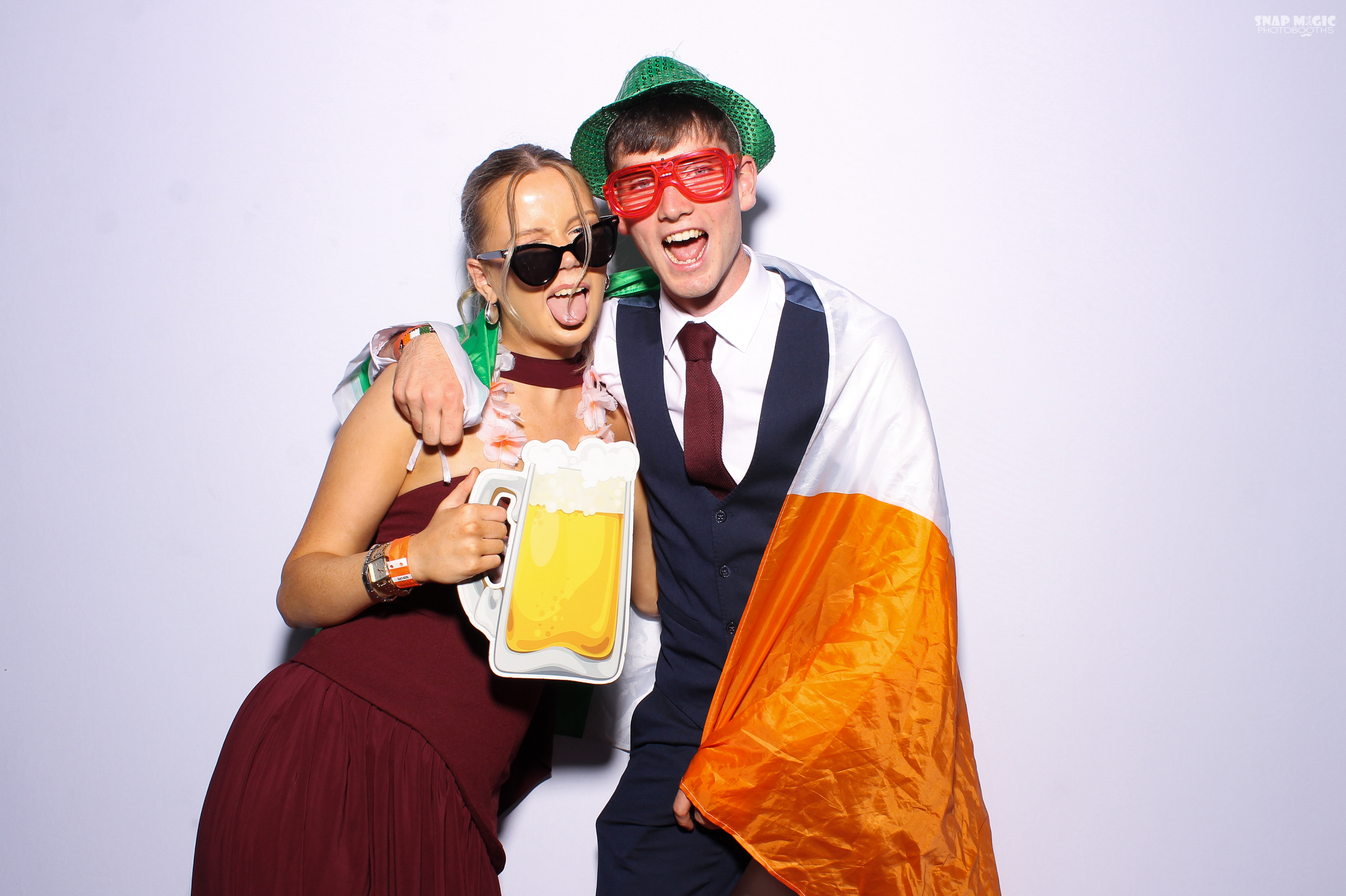 Ursuline College Debs '25 | View more photos from the event at gallery.snapmagic.ie/u/SnapMagic/Ursuline-College-Debs-25