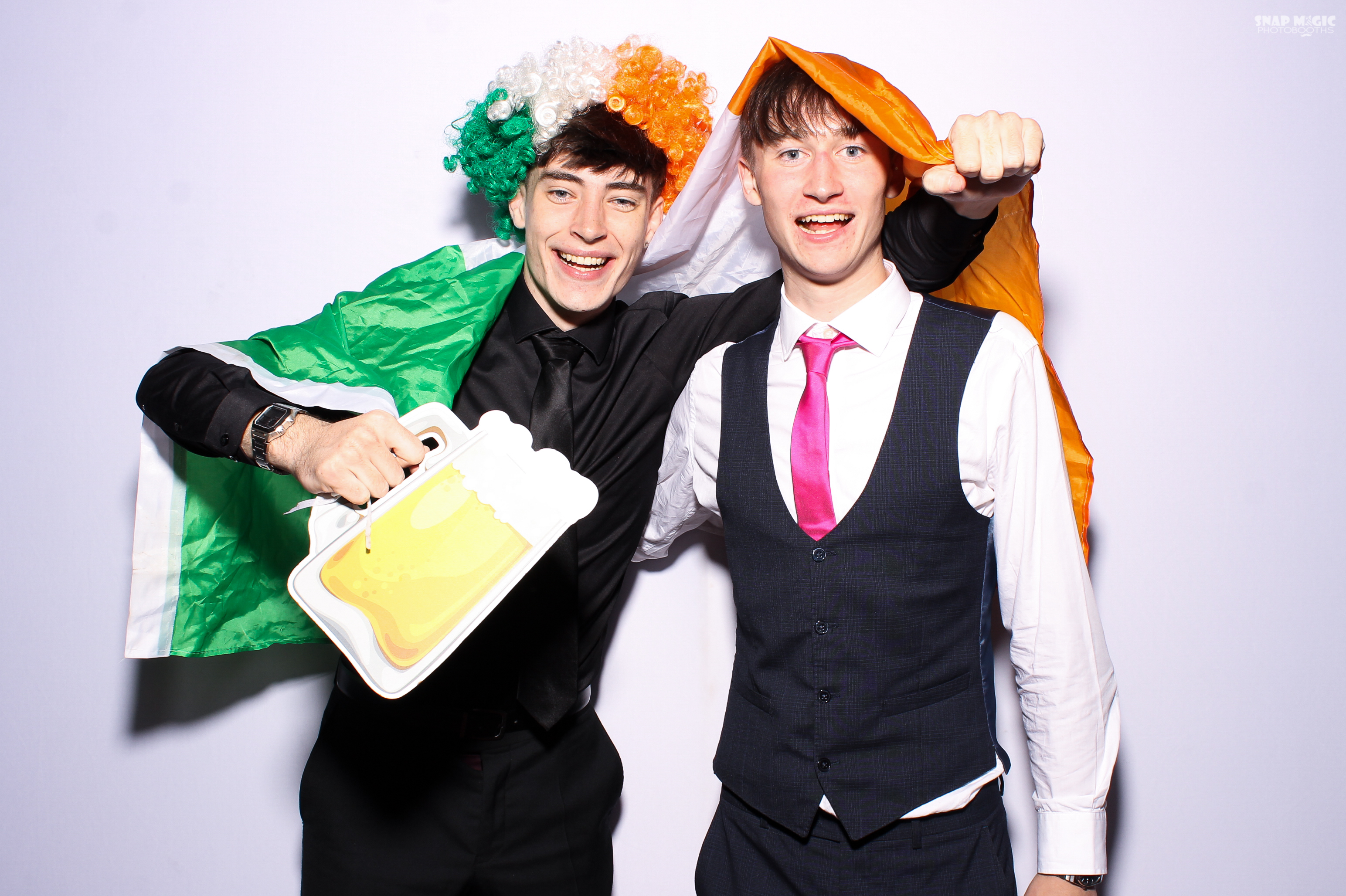 Ursuline College Debs '25 | View more photos from the event at gallery.snapmagic.ie/u/SnapMagic/Ursuline-College-Debs-25