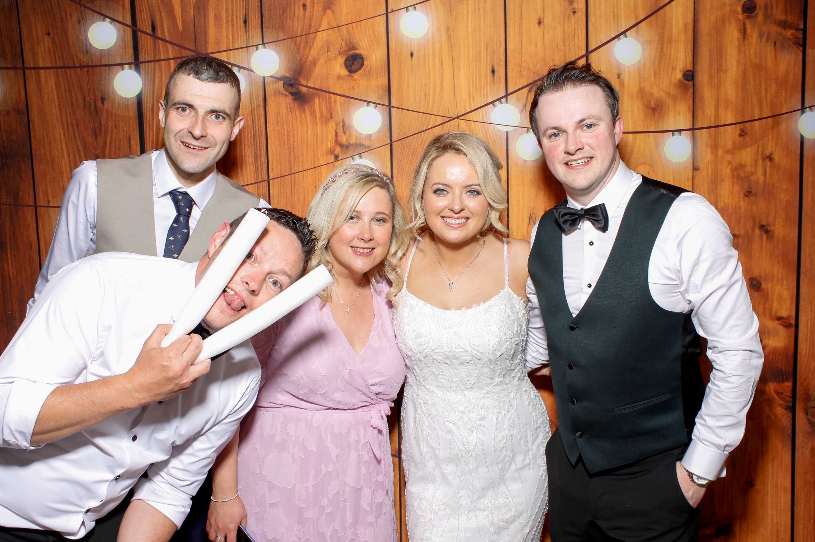 Abigail & Alan | View more photos from the event at gallery.snapmagic.ie/u/SnapMagic/Abigail-Alan