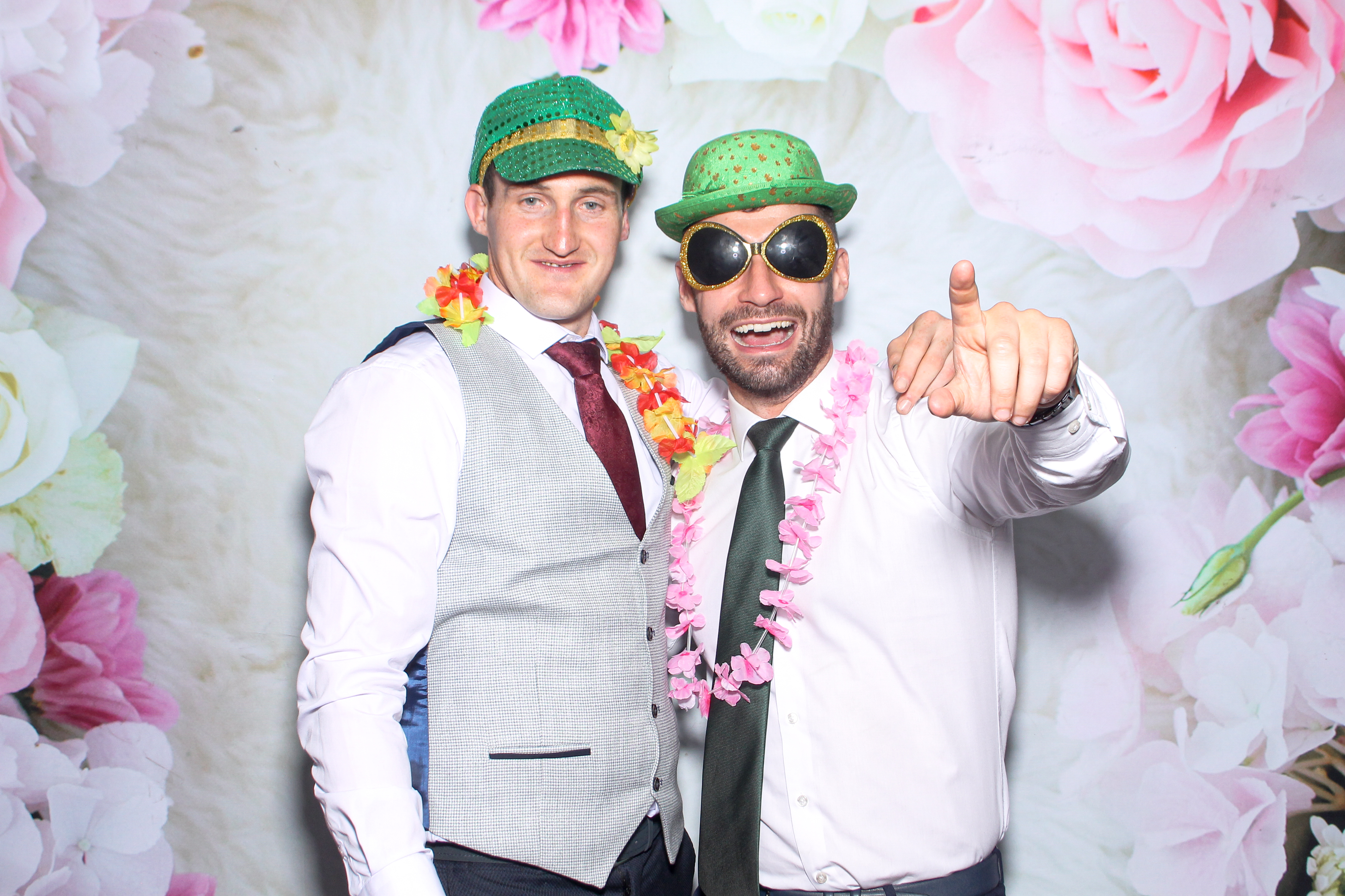 Amy & Cian | View more photos from the event at gallery.snapmagic.ie/u/SnapMagic/Amy-Cian