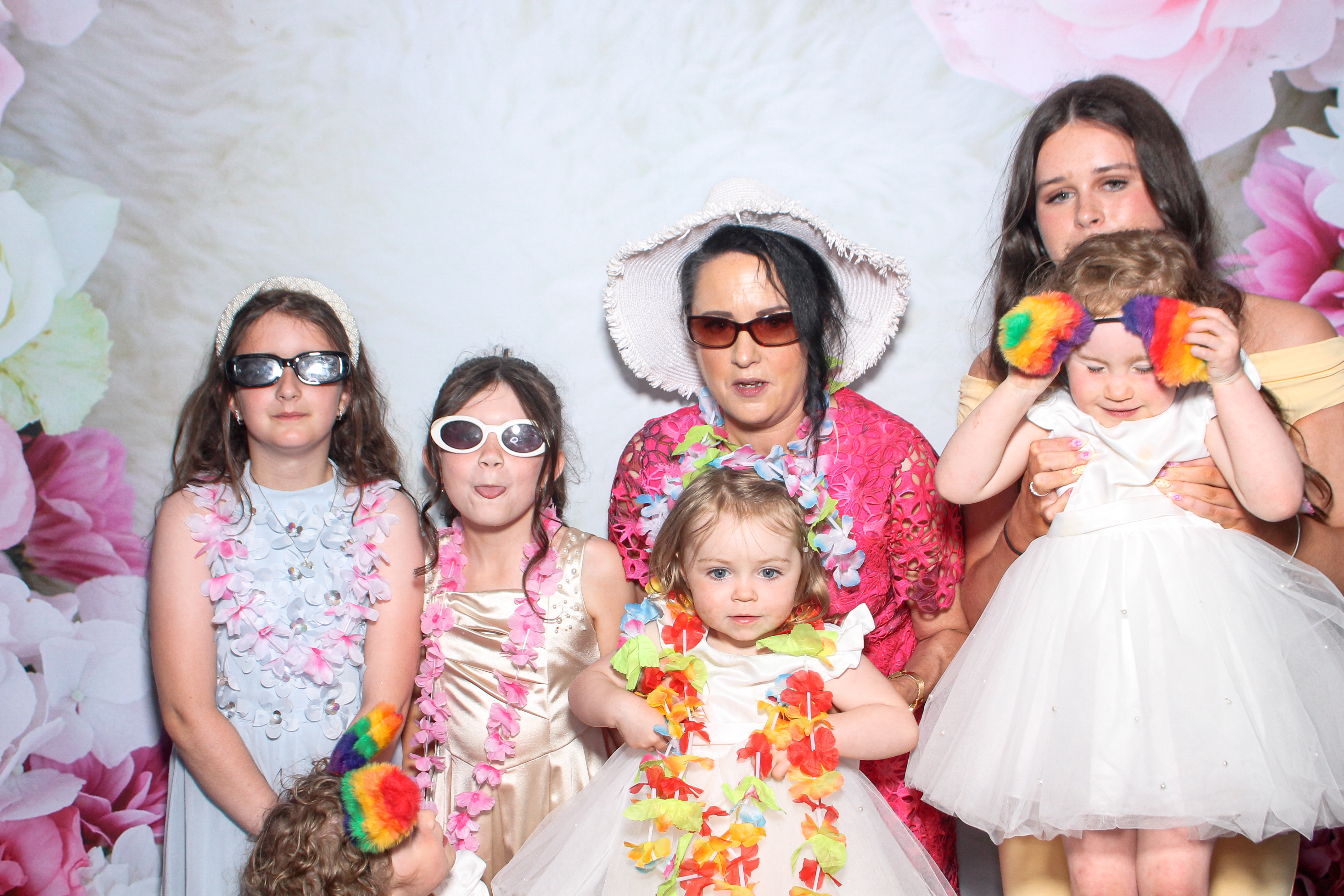 Amy & Cian | View more photos from the event at gallery.snapmagic.ie/u/SnapMagic/Amy-Cian