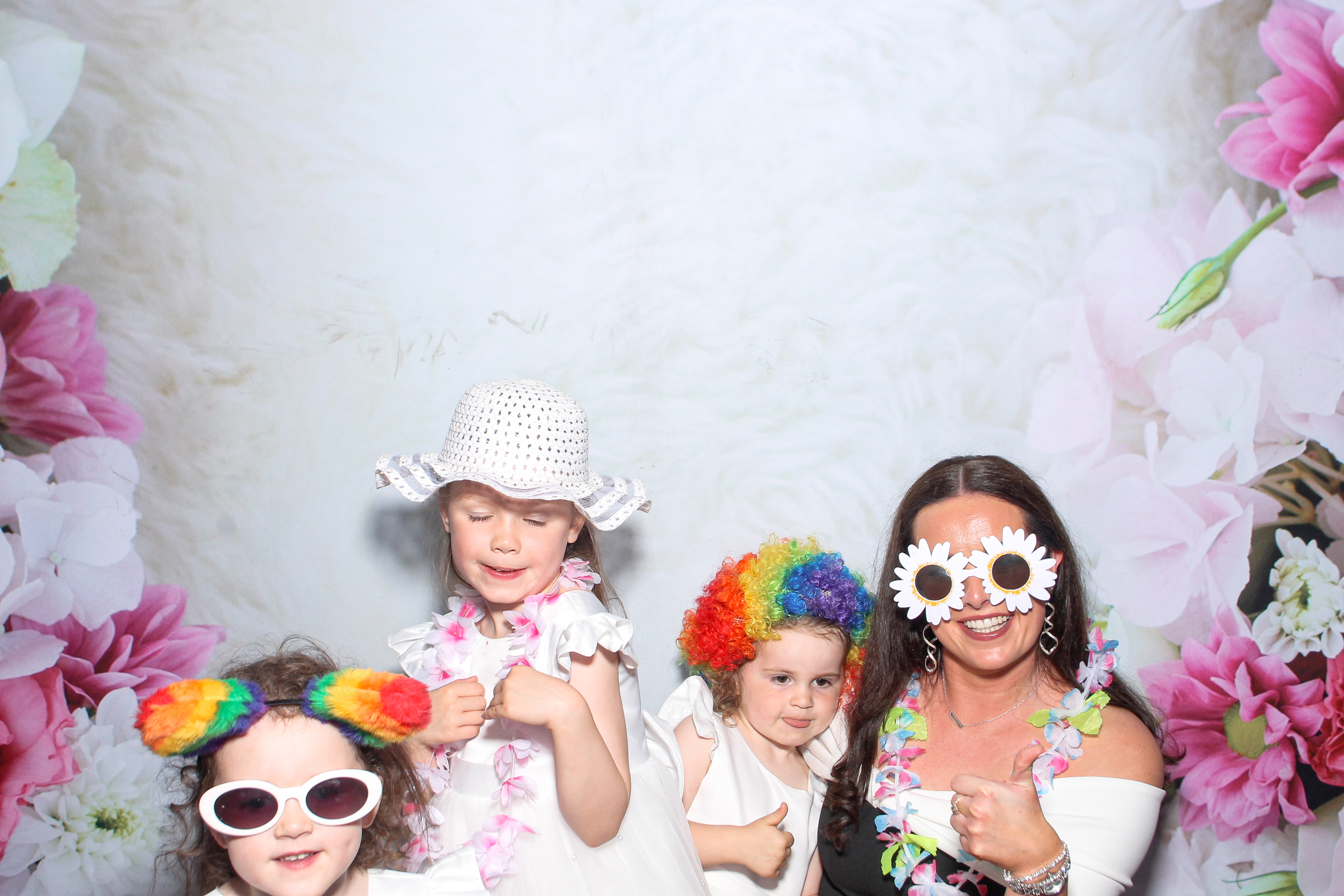 Amy & Cian | View more photos from the event at gallery.snapmagic.ie/u/SnapMagic/Amy-Cian
