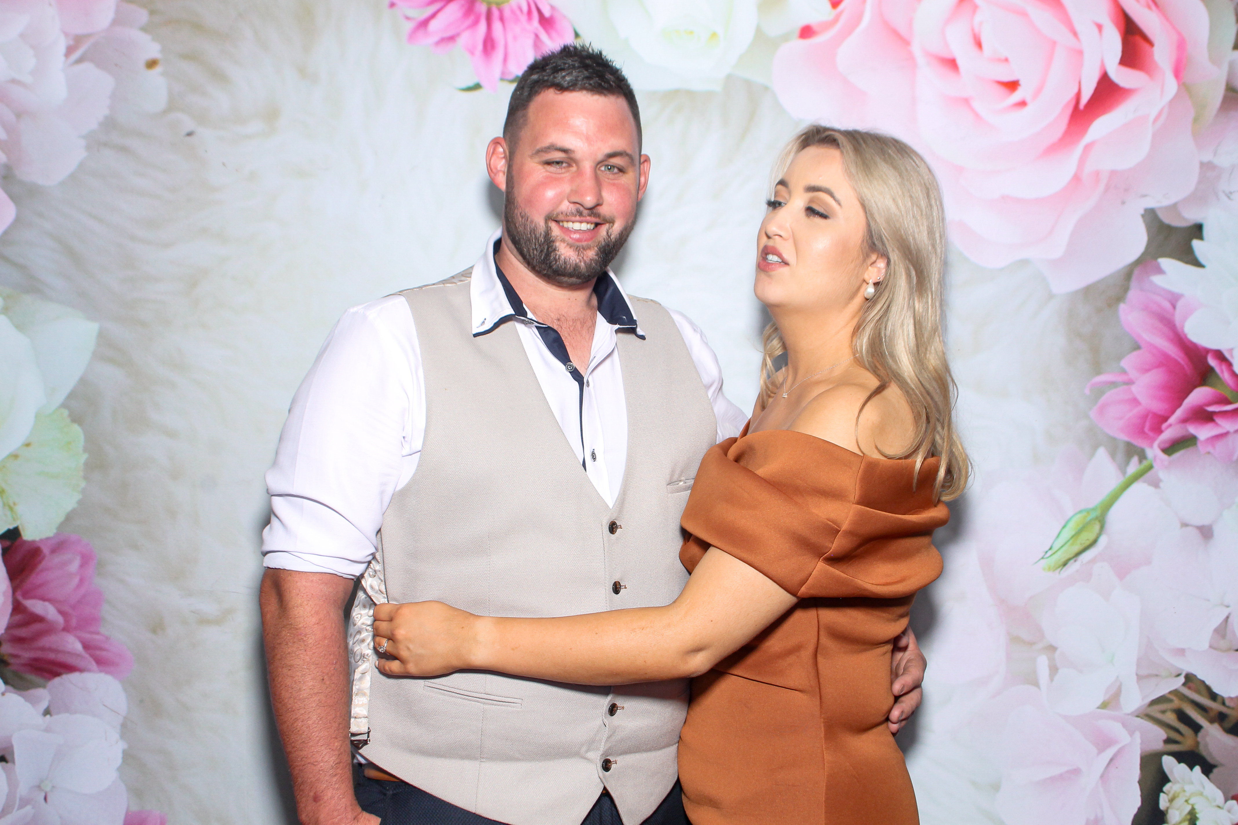 Amy & Cian | View more photos from the event at gallery.snapmagic.ie/u/SnapMagic/Amy-Cian